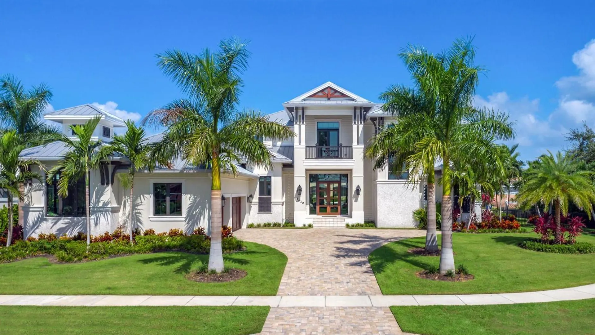 Quintara Luxe Holiday home *