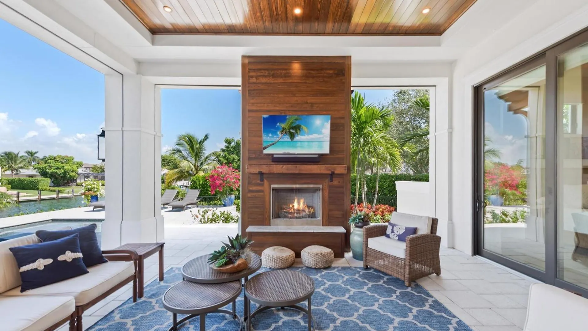 Quintara Luxe Holiday home *
