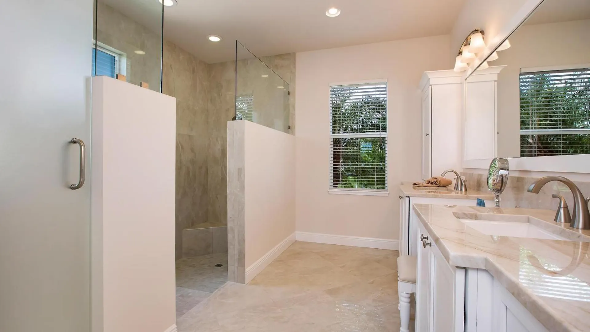 Apataki House Holiday home Marco Island