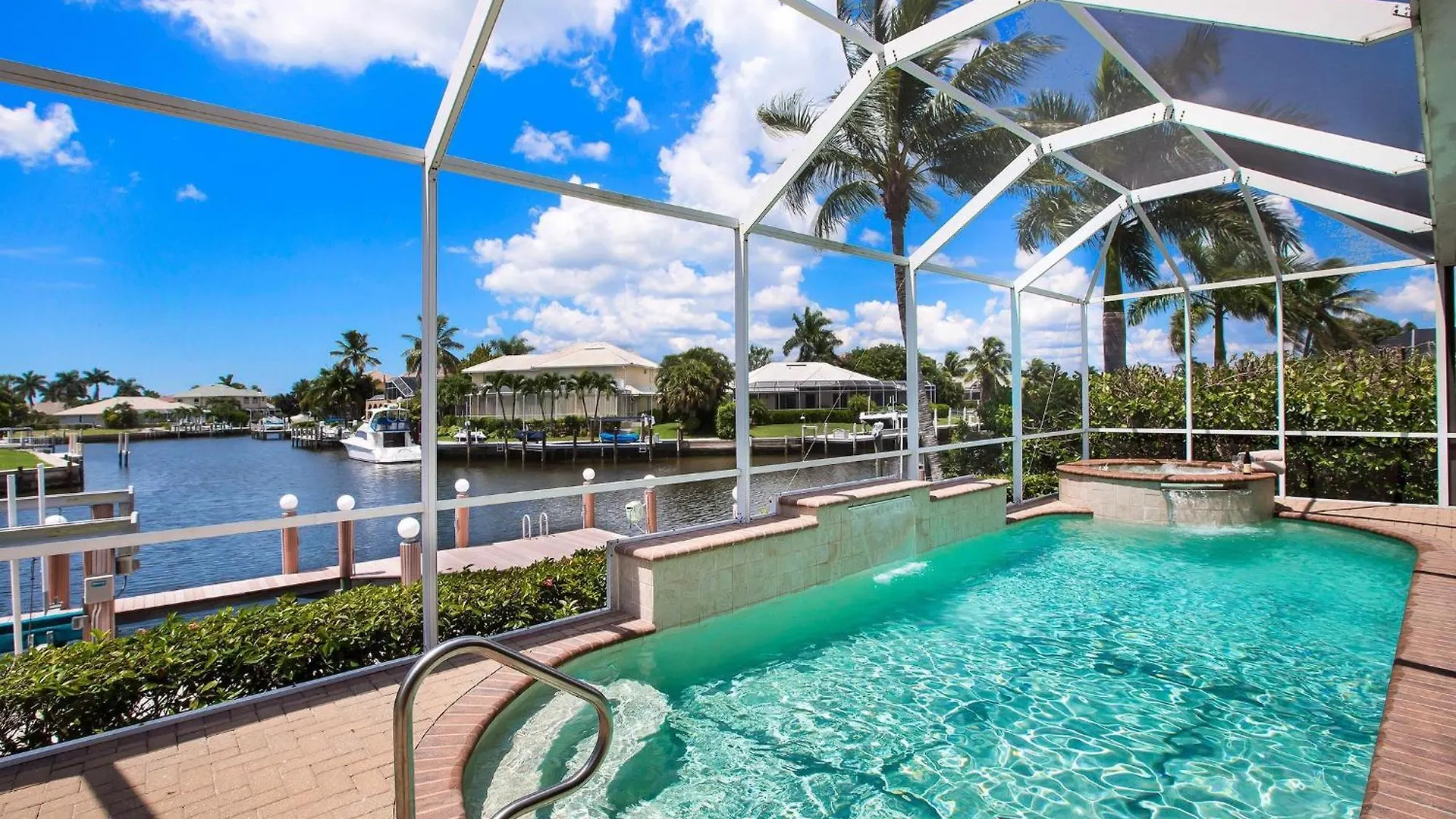 Apataki House * Marco Island