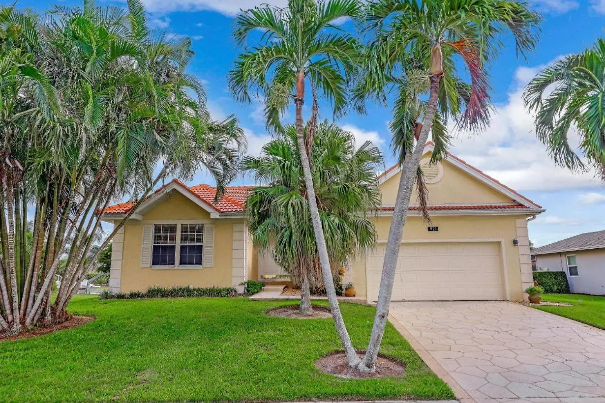 921 Tulip Court Holiday home *