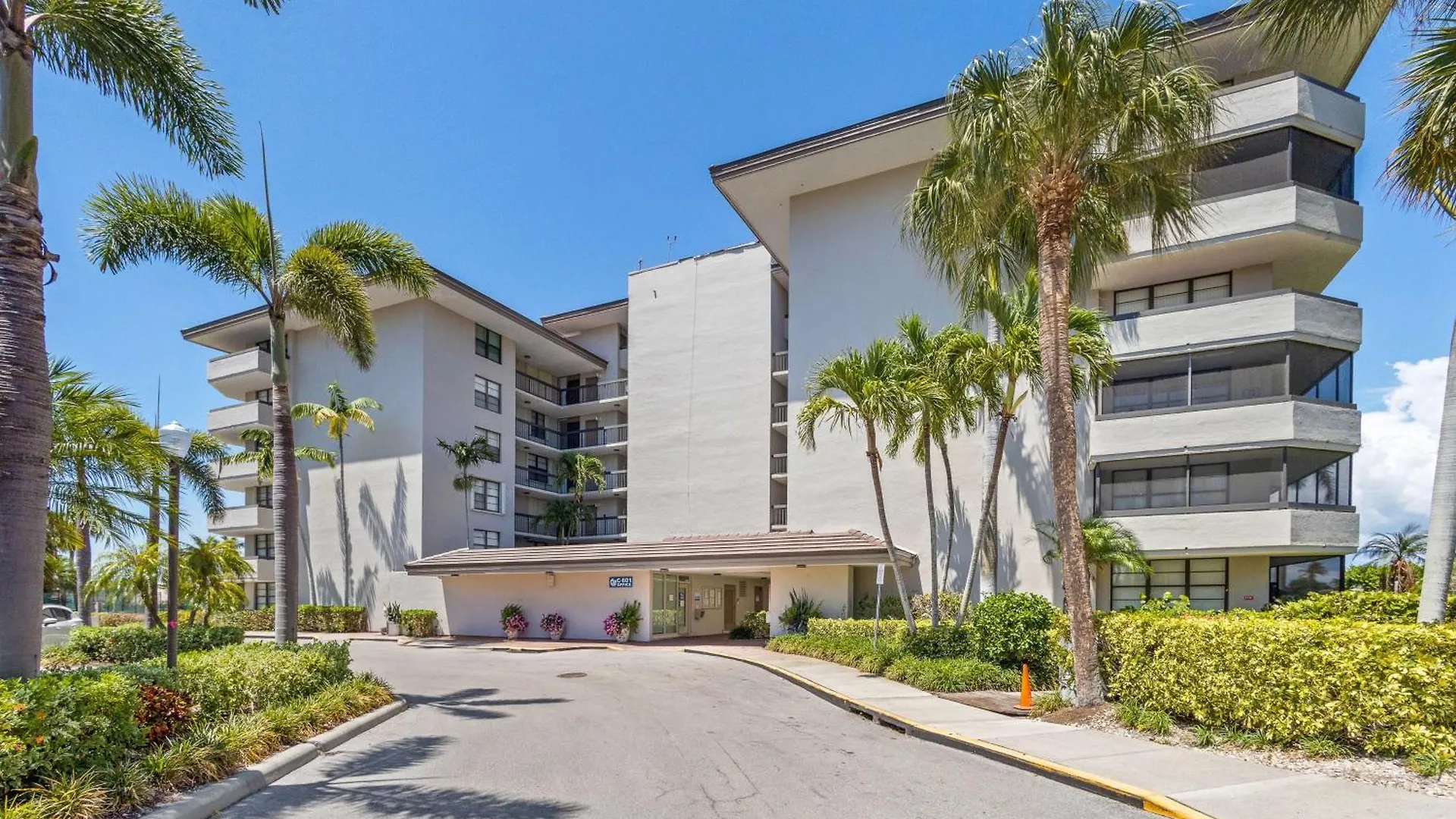 South Seas Serenity * Marco Island