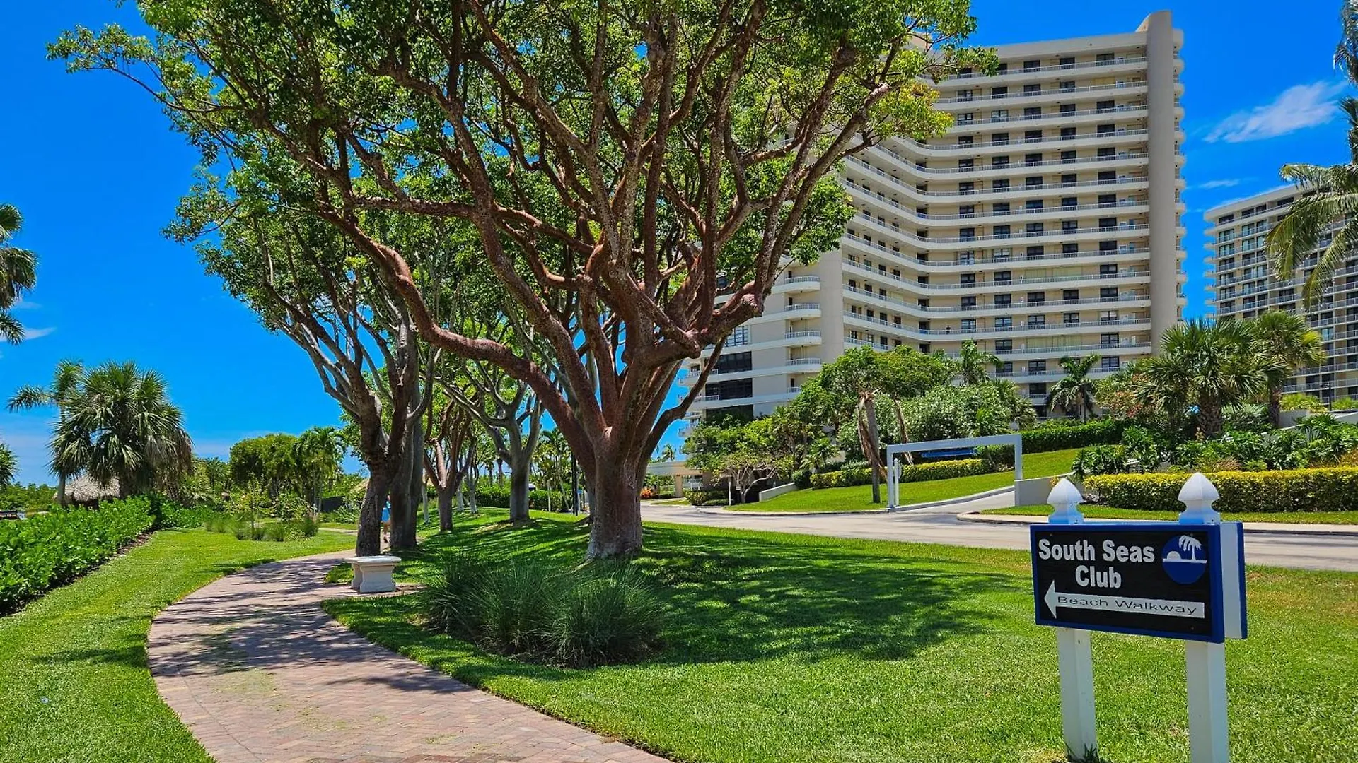 South Seas Serenity Apartment
