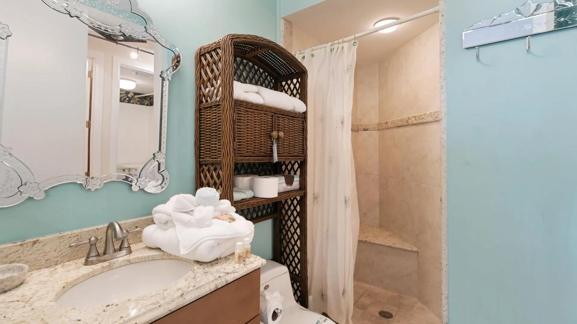Exclusive Vip Beachfront Monthly Tranquil Oasis Marco Island