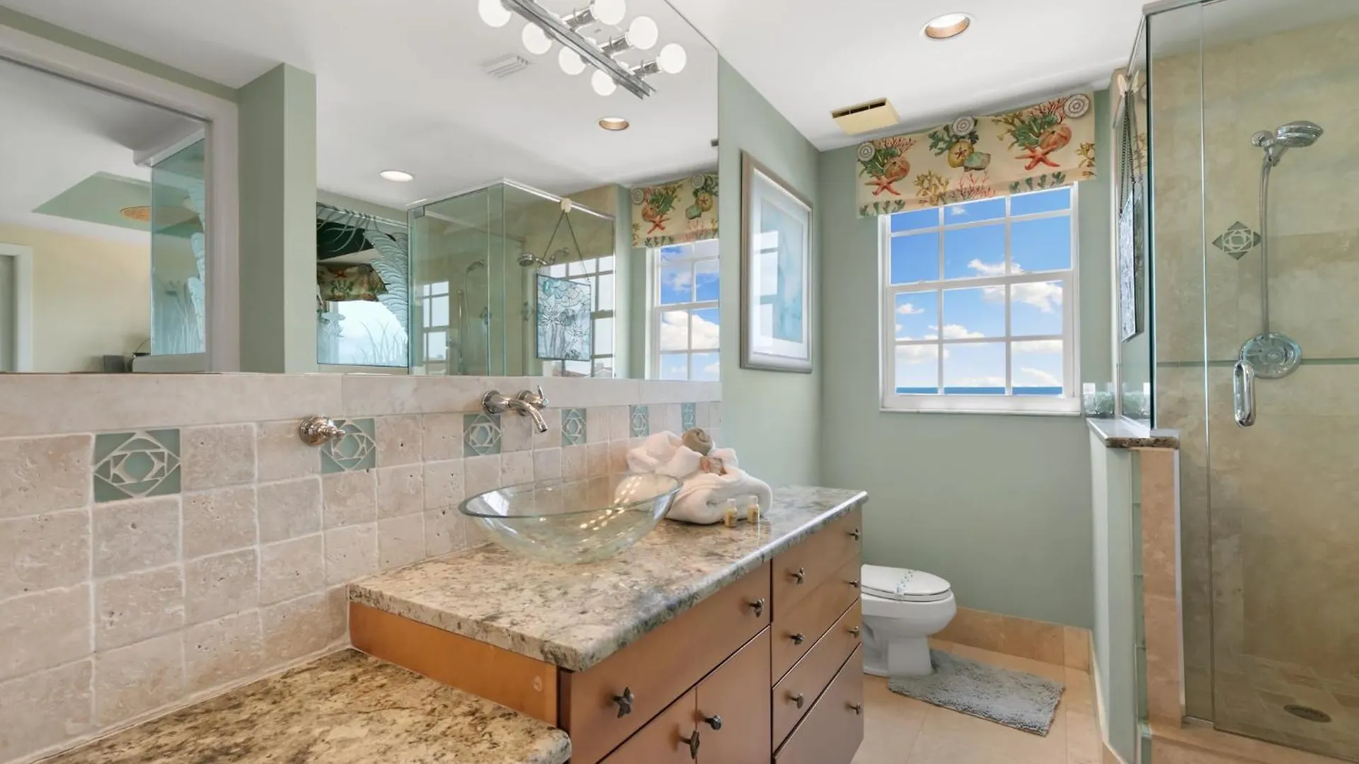 Exclusive Vip Beachfront Monthly Tranquil Oasis Holiday home