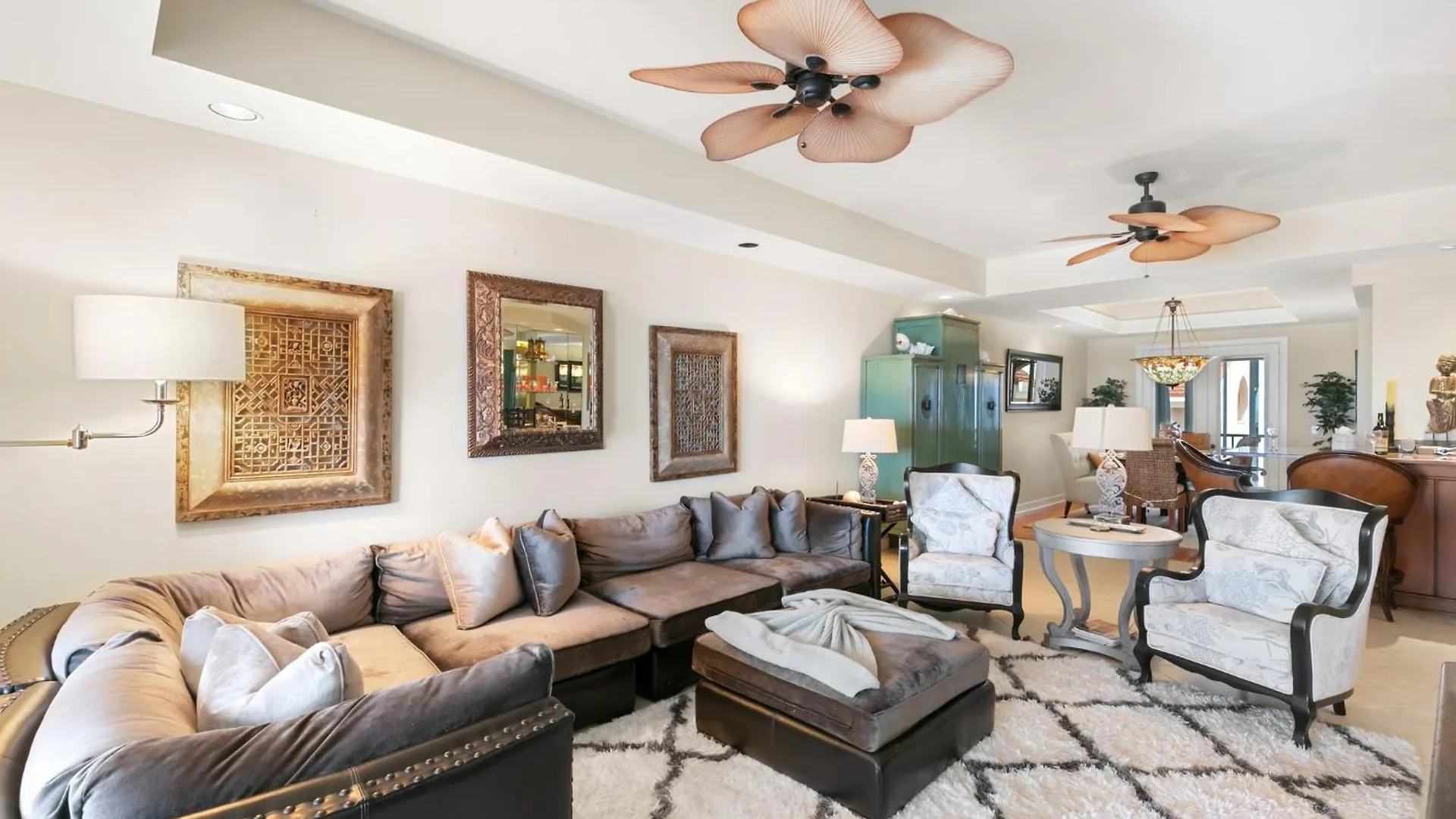 Holiday home Exclusive Vip Beachfront Monthly Tranquil Oasis