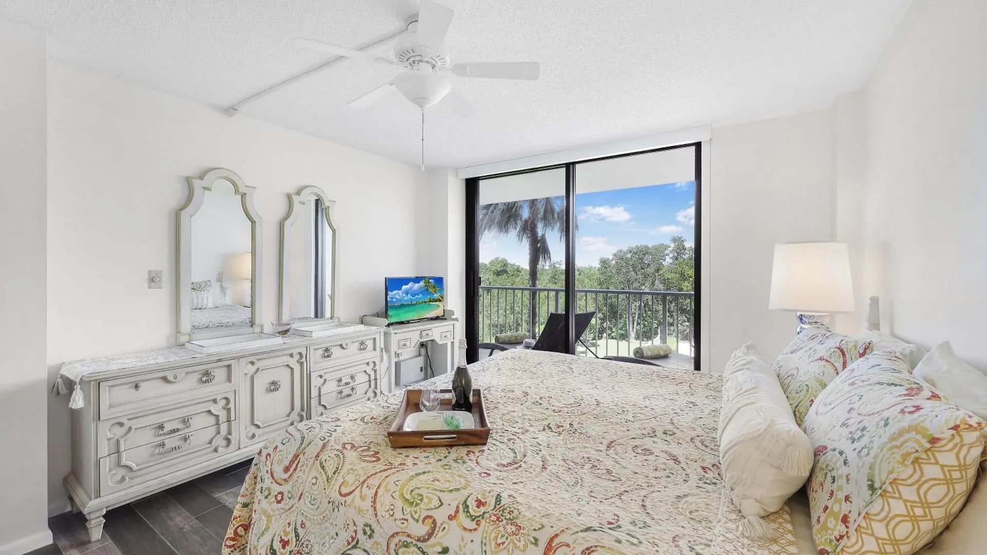 South Seas Tower 4-312 Holiday home *