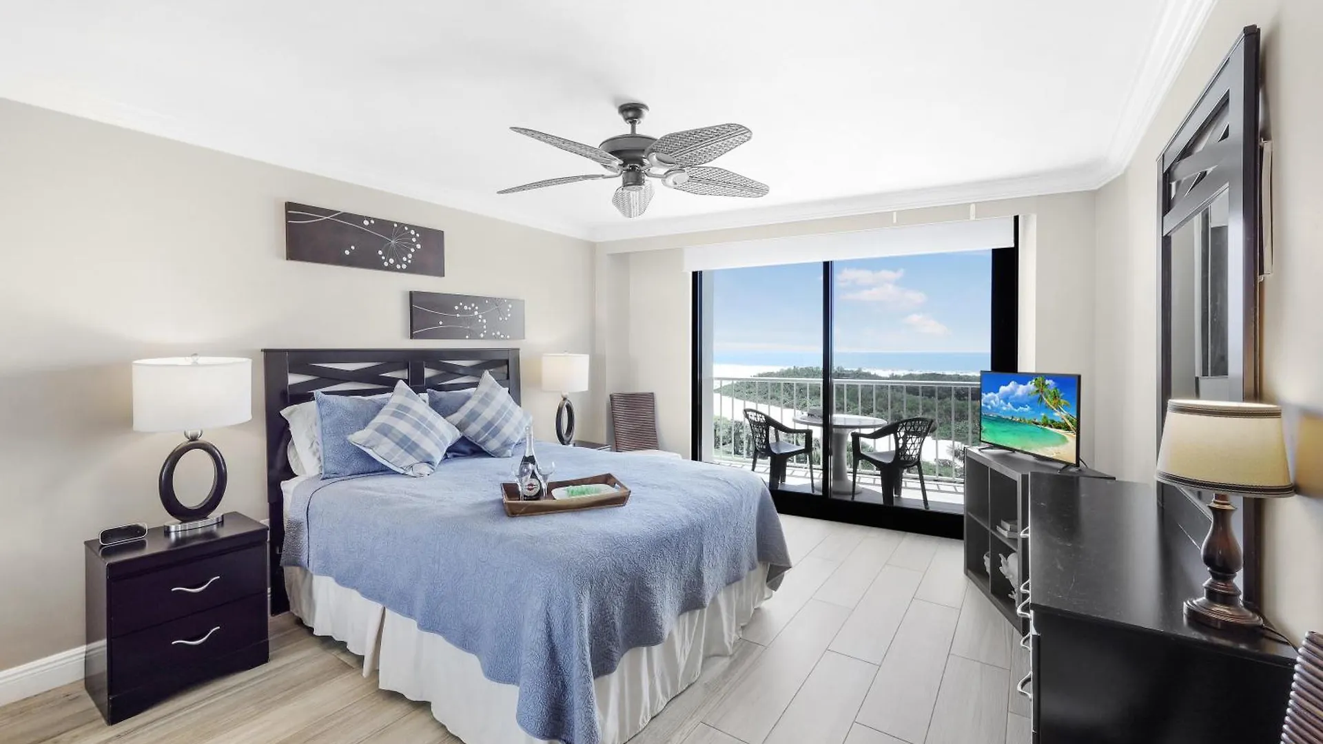 South Seas Tower 4-704 Holiday home *