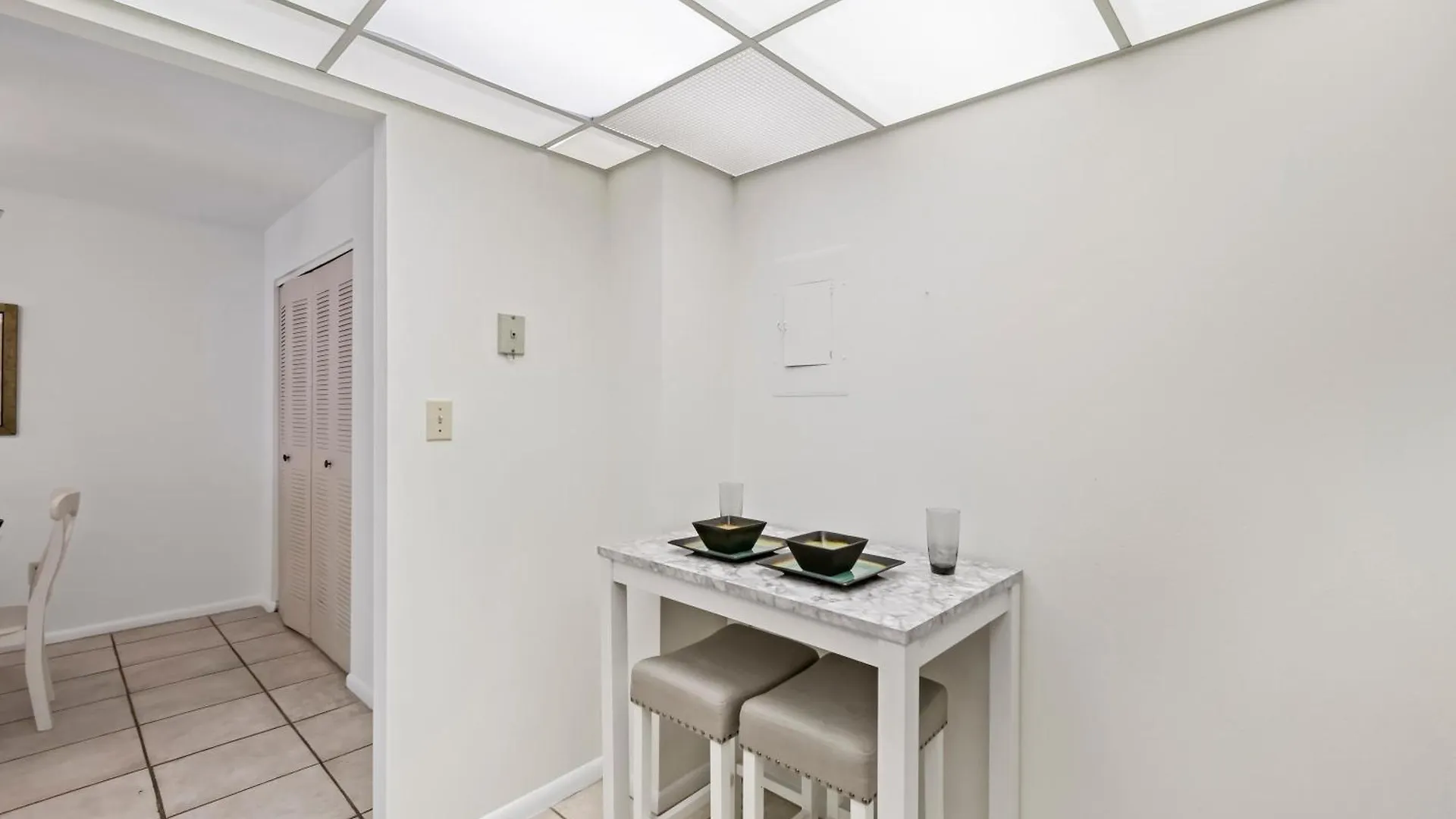 South Seas Tower 3-1409