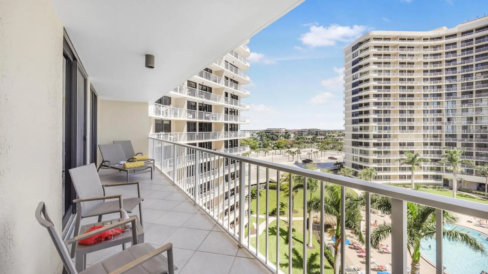 South Seas Tower 4-709 Holiday home