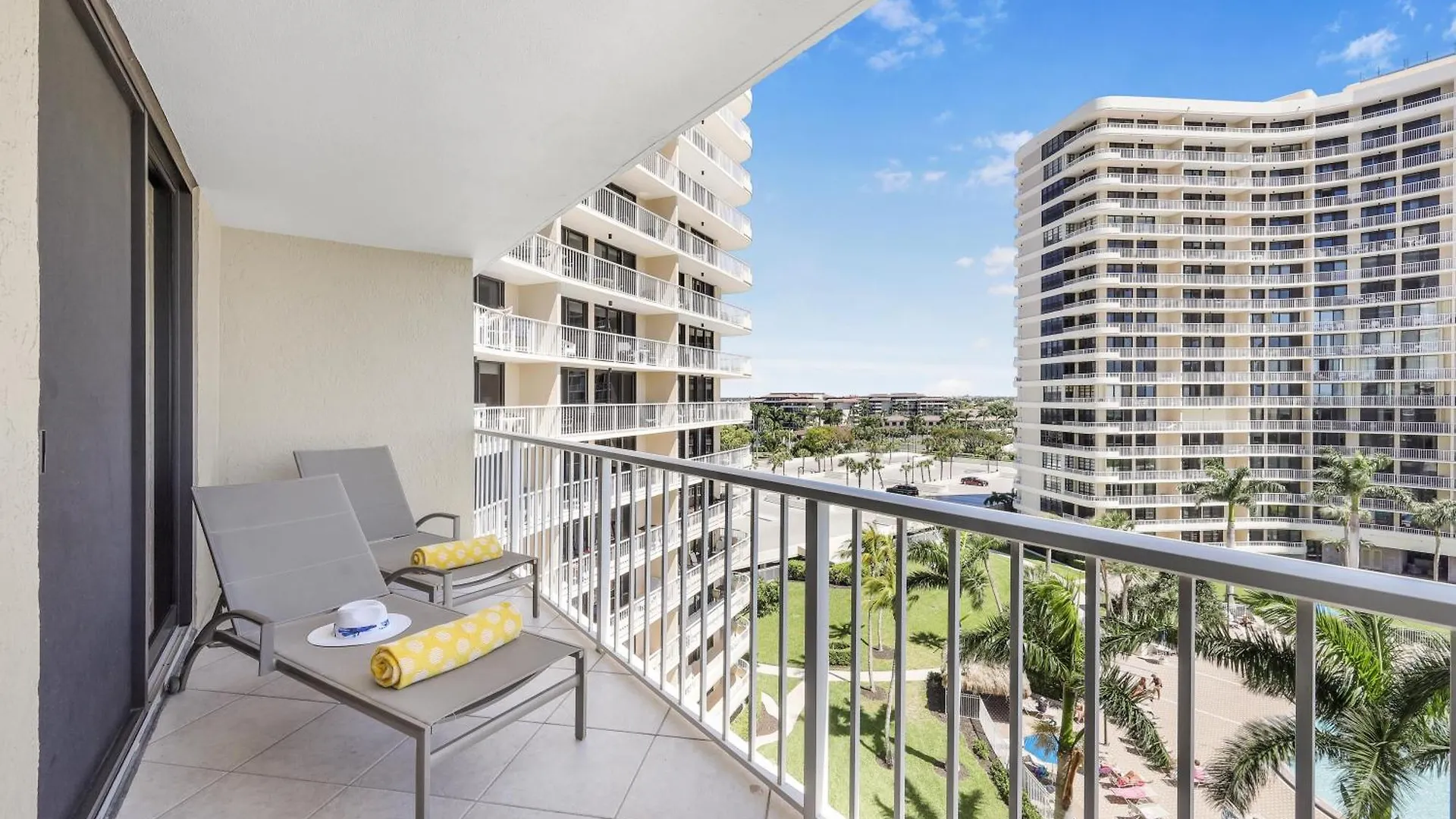 Holiday home South Seas Tower 4-709