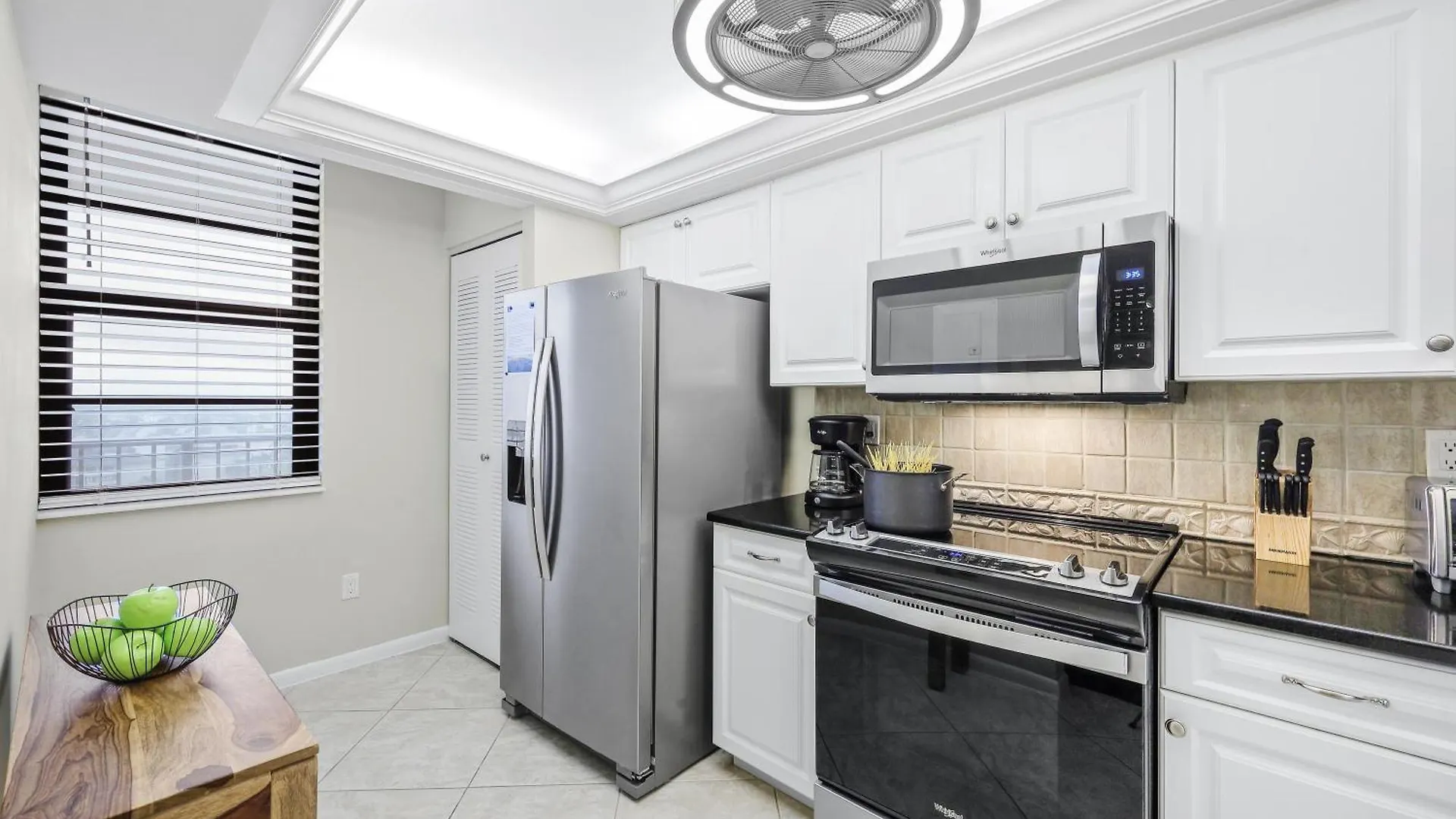 South Seas Tower 3-1401 Holiday home *