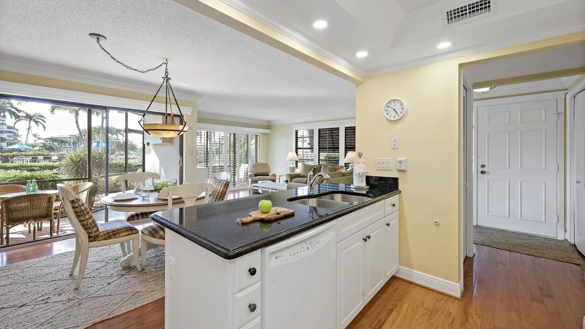 South Seas East D-2 Holiday home