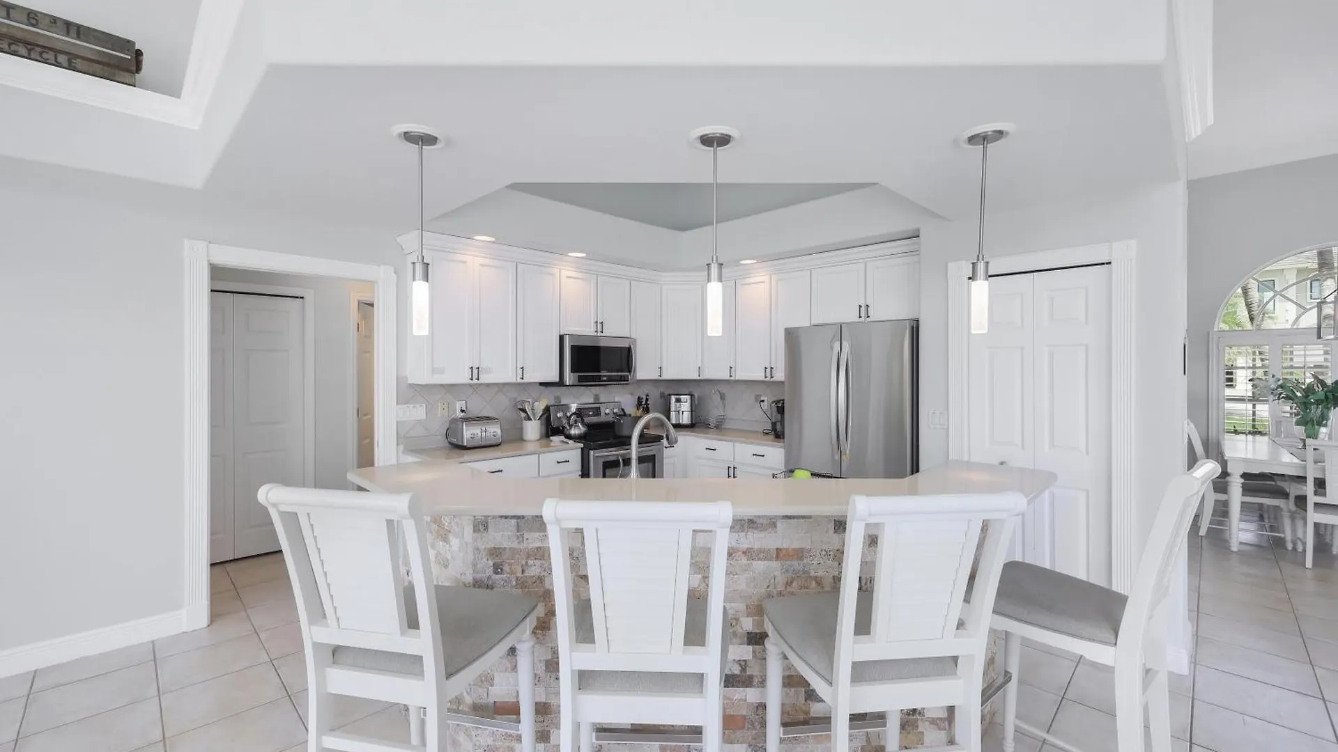 140 Bonita Court *