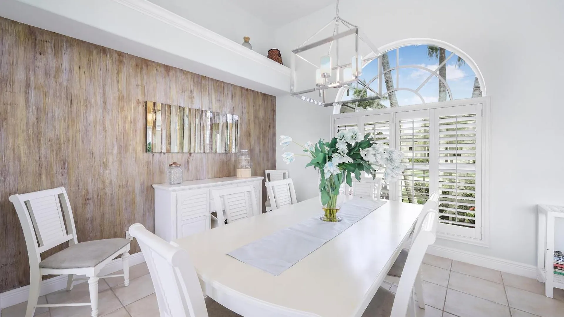 140 Bonita Court * Marco Island