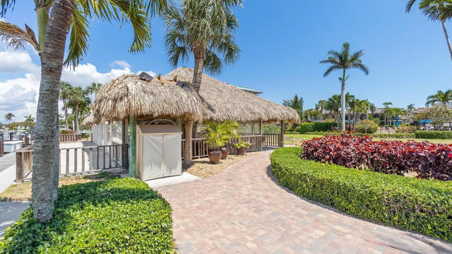 South Seas Enchantment Apartment *