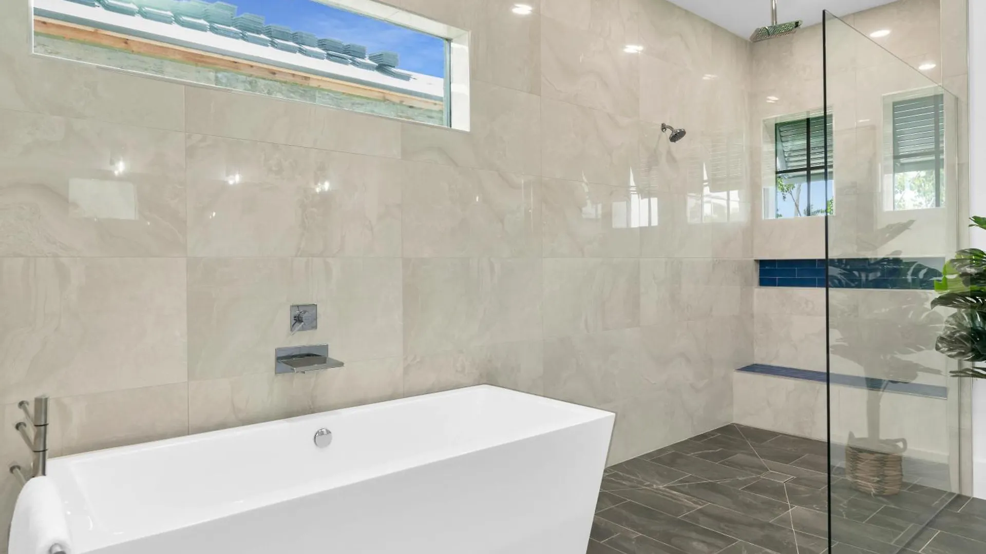 New Listing I Luxurious Waterfront 4 Bed Island Retreat * Marco Island