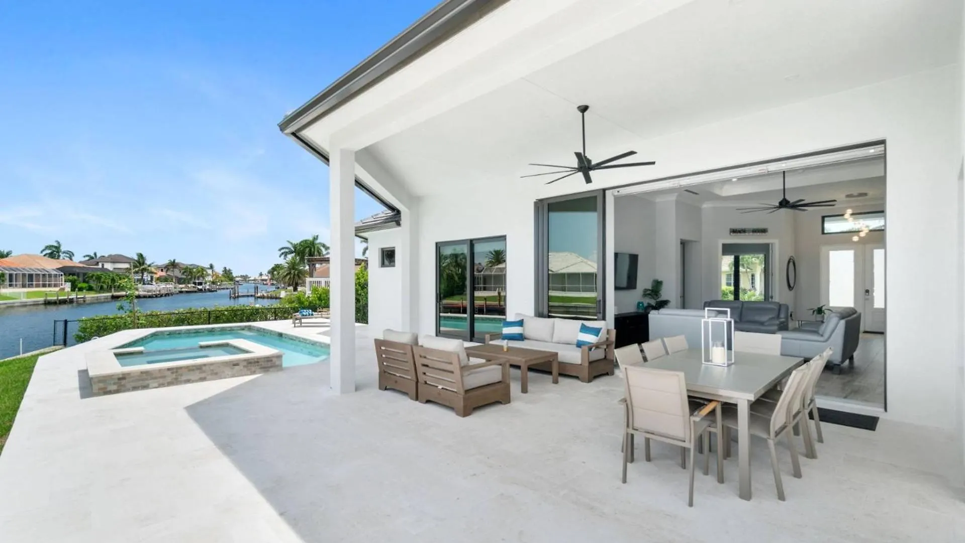 Gulf Breezes * Marco Island