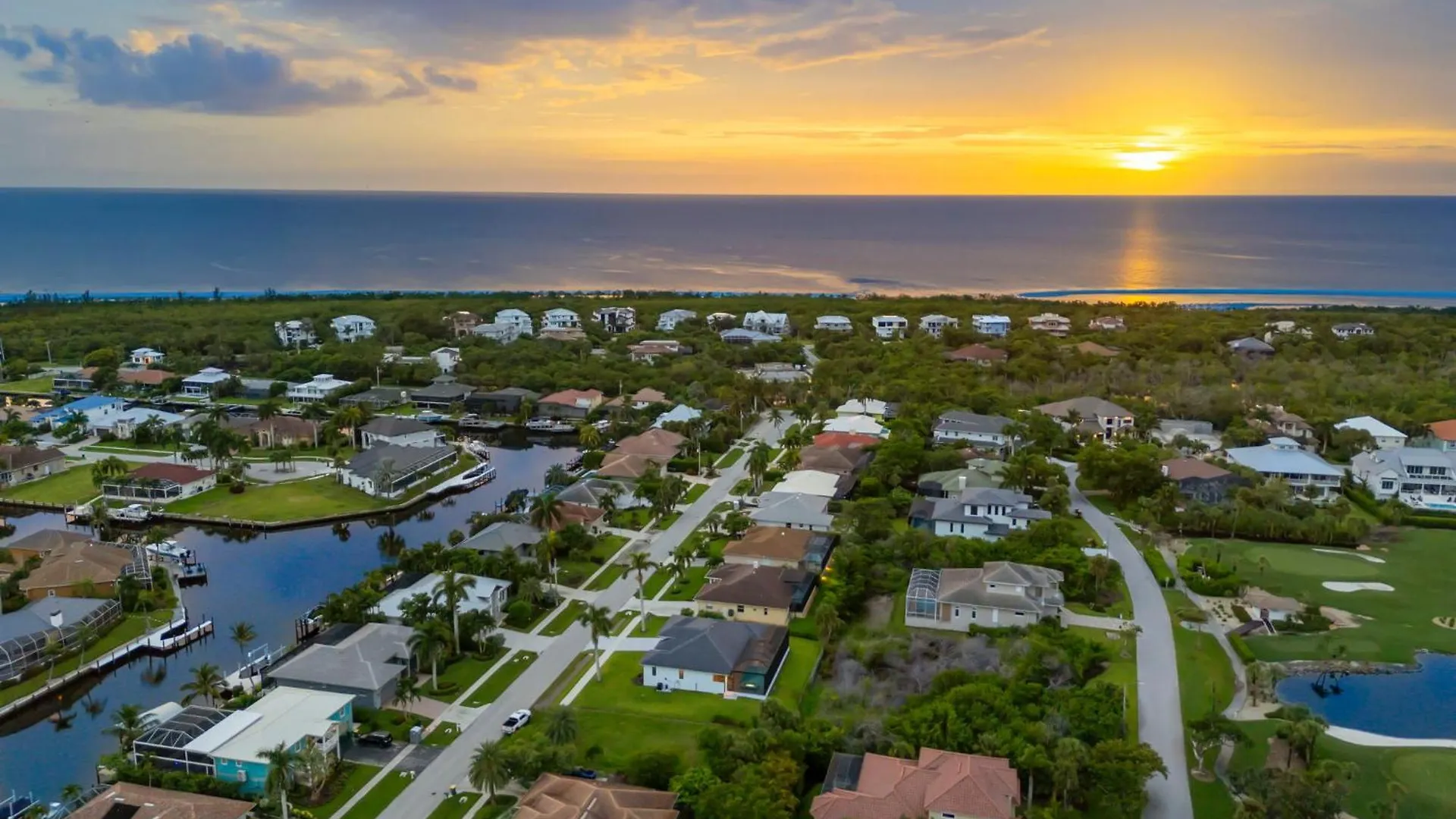 Holiday home Walking Distance To The Beach! Extravagant 2024 Coastal Oasis *