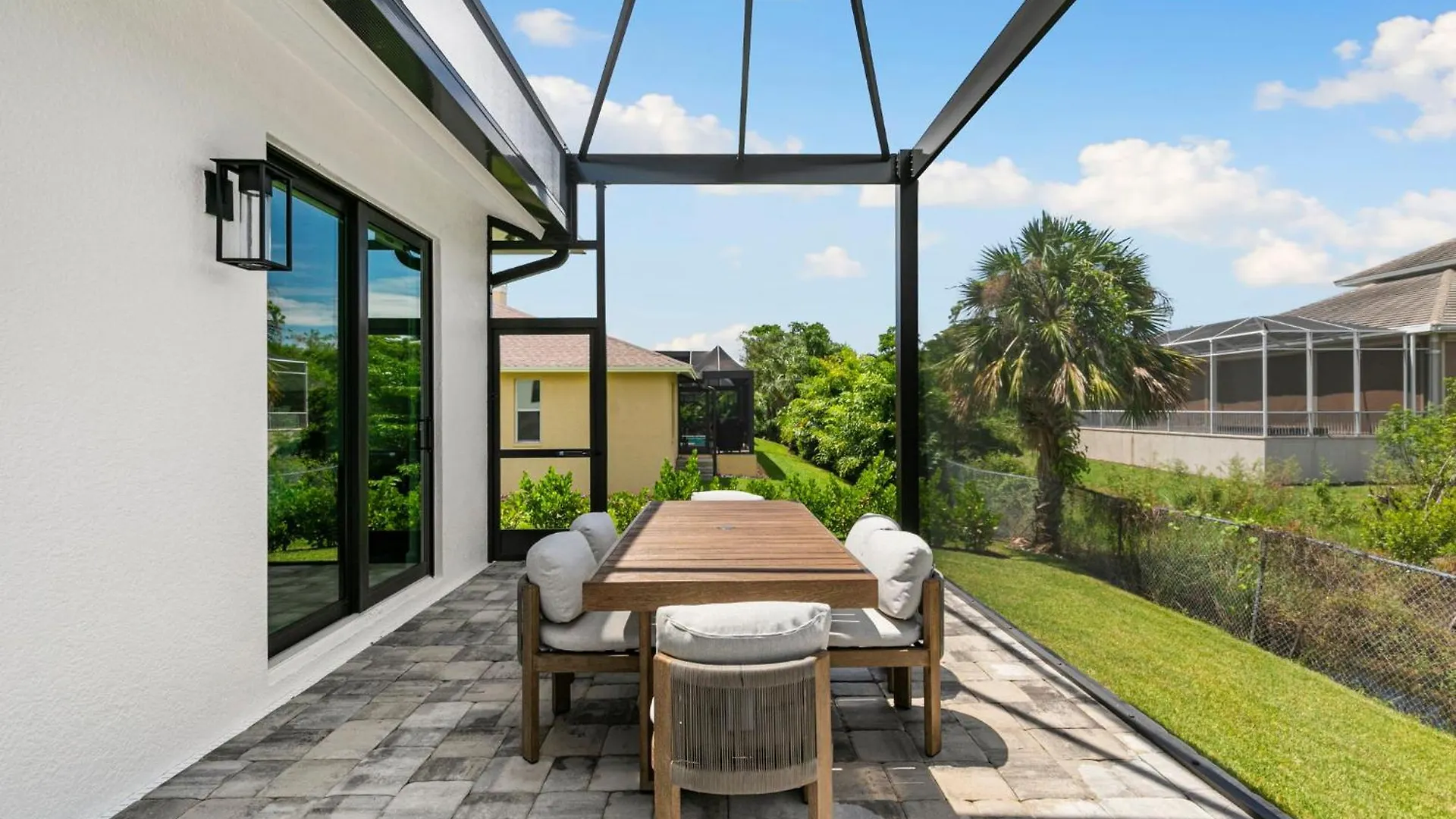 Walking Distance To The Beach! Extravagant 2024 Coastal Oasis Holiday home *