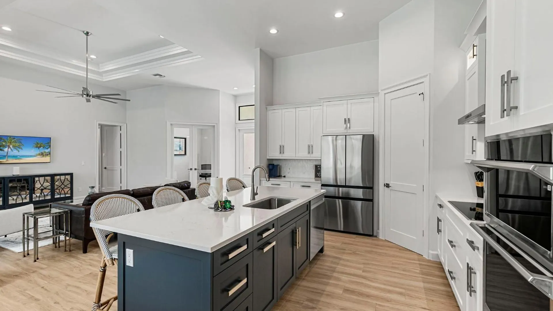 Walking Distance To The Beach! Extravagant 2024 Coastal Oasis Holiday home *