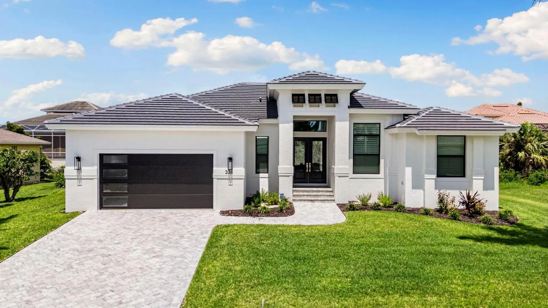 Walking Distance To The Beach! Extravagant 2024 Coastal Oasis *