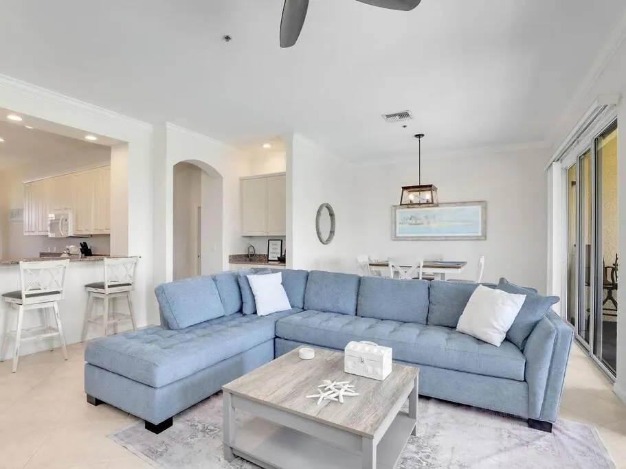 Apartment Elevated 886 Amazing Park View