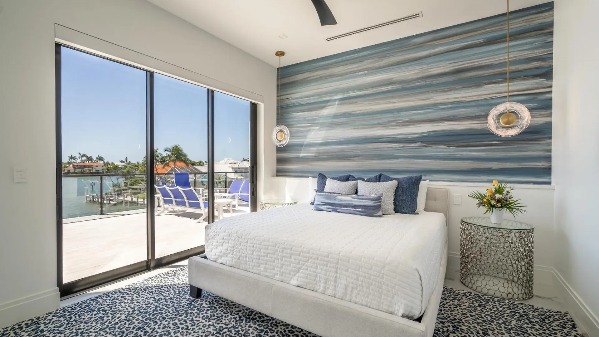 Luxe With Heated Infinity Pool On Marco Island! Holiday home Marco Island