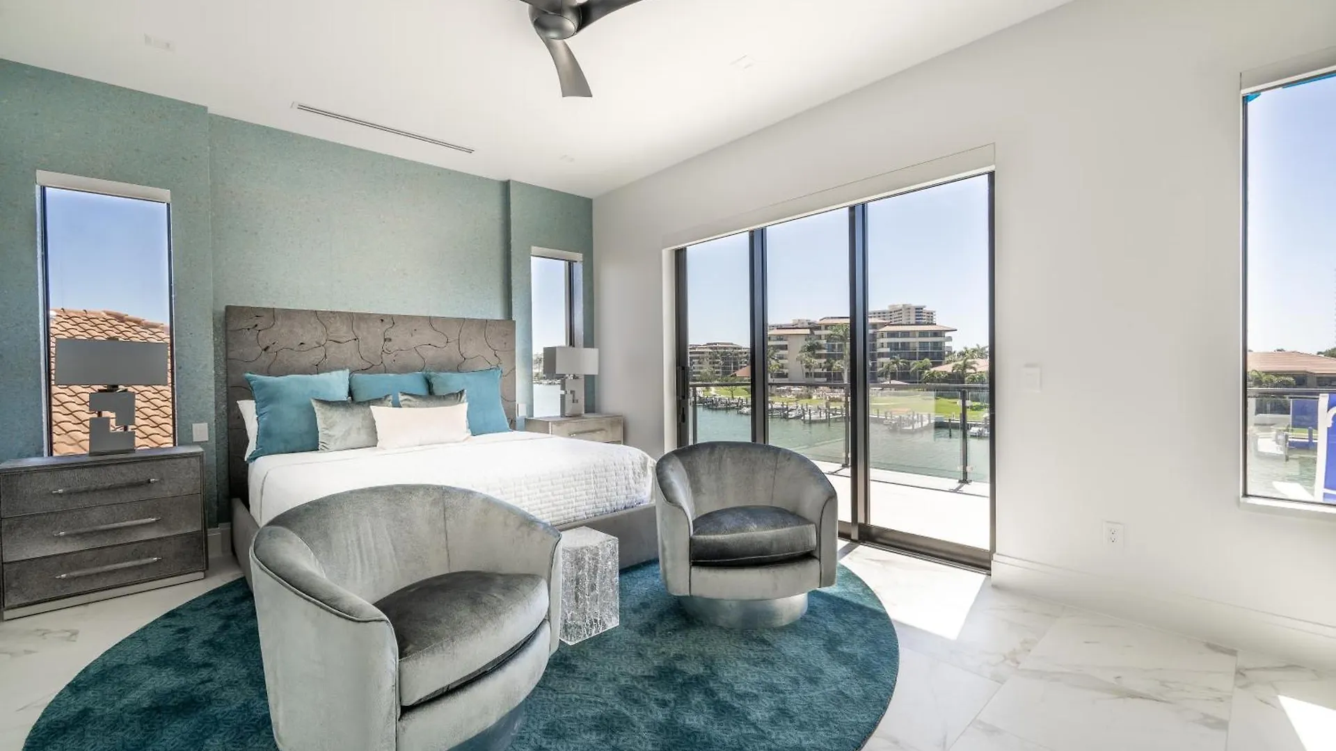 Holiday home Luxe With Heated Infinity Pool On Marco Island!