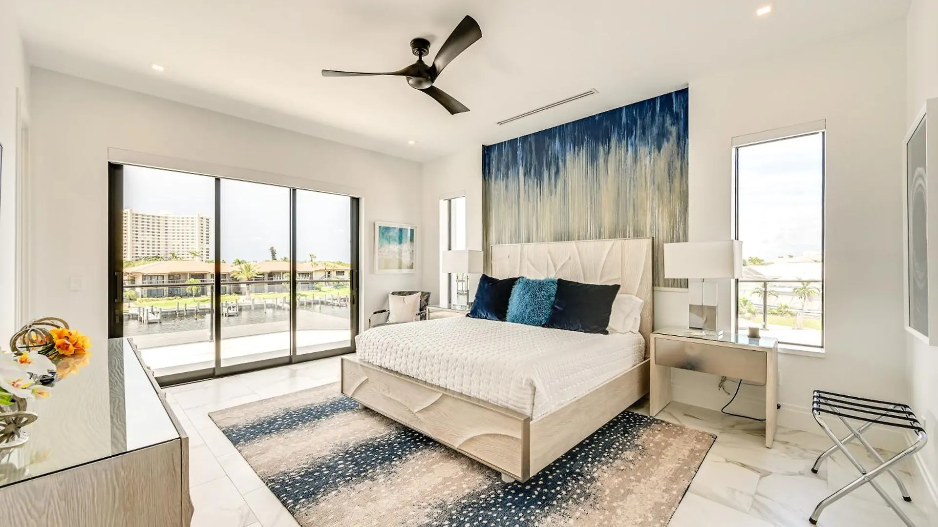 Luxe With Heated Infinity Pool On Marco Island! Holiday home *