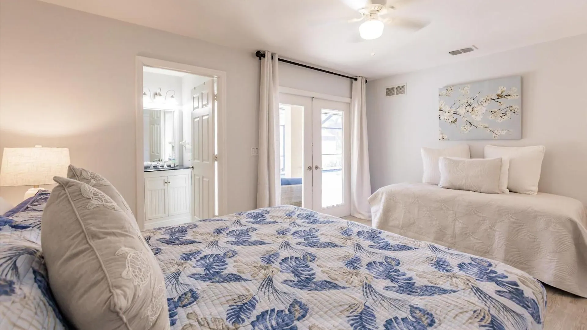 1395 Holiday home *