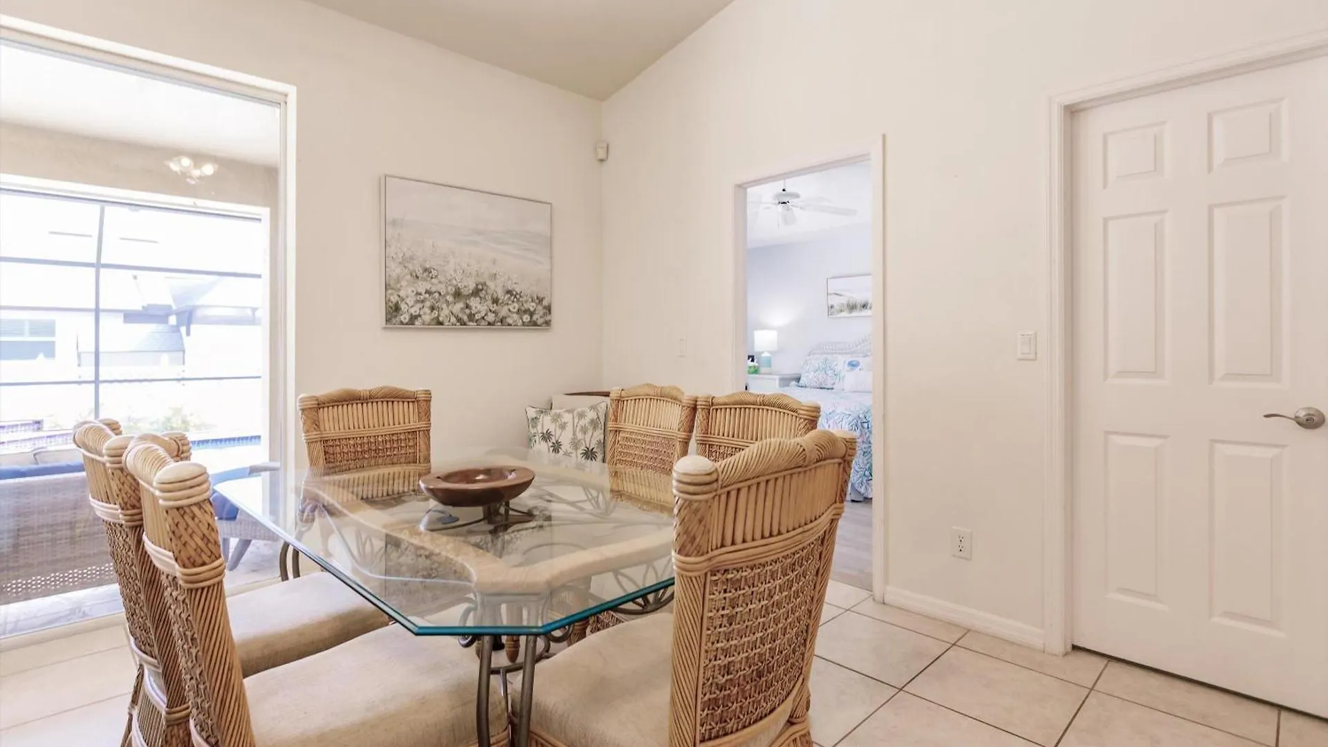 1395 * Marco Island
