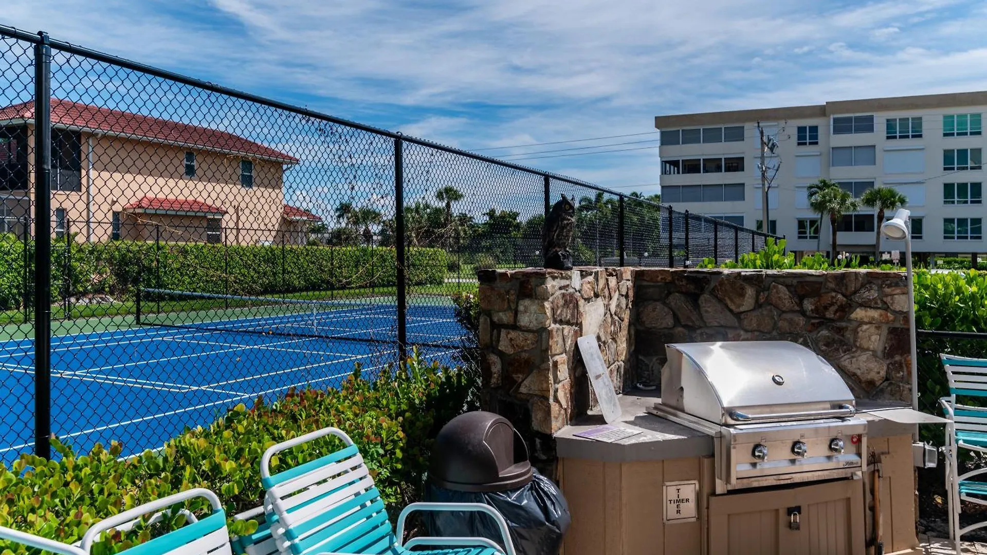 Prime Location Across Street From South Access Holiday home Marco Island