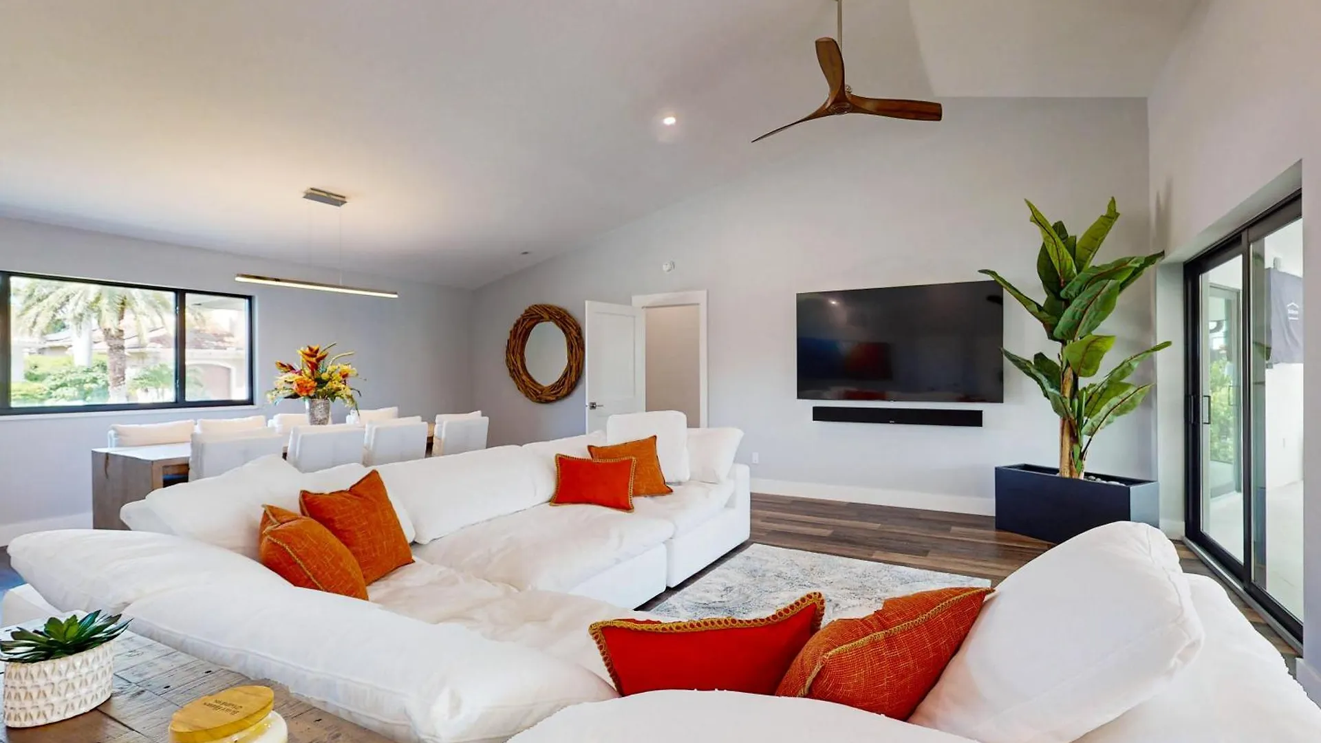 Tropical Treasure Retreat *