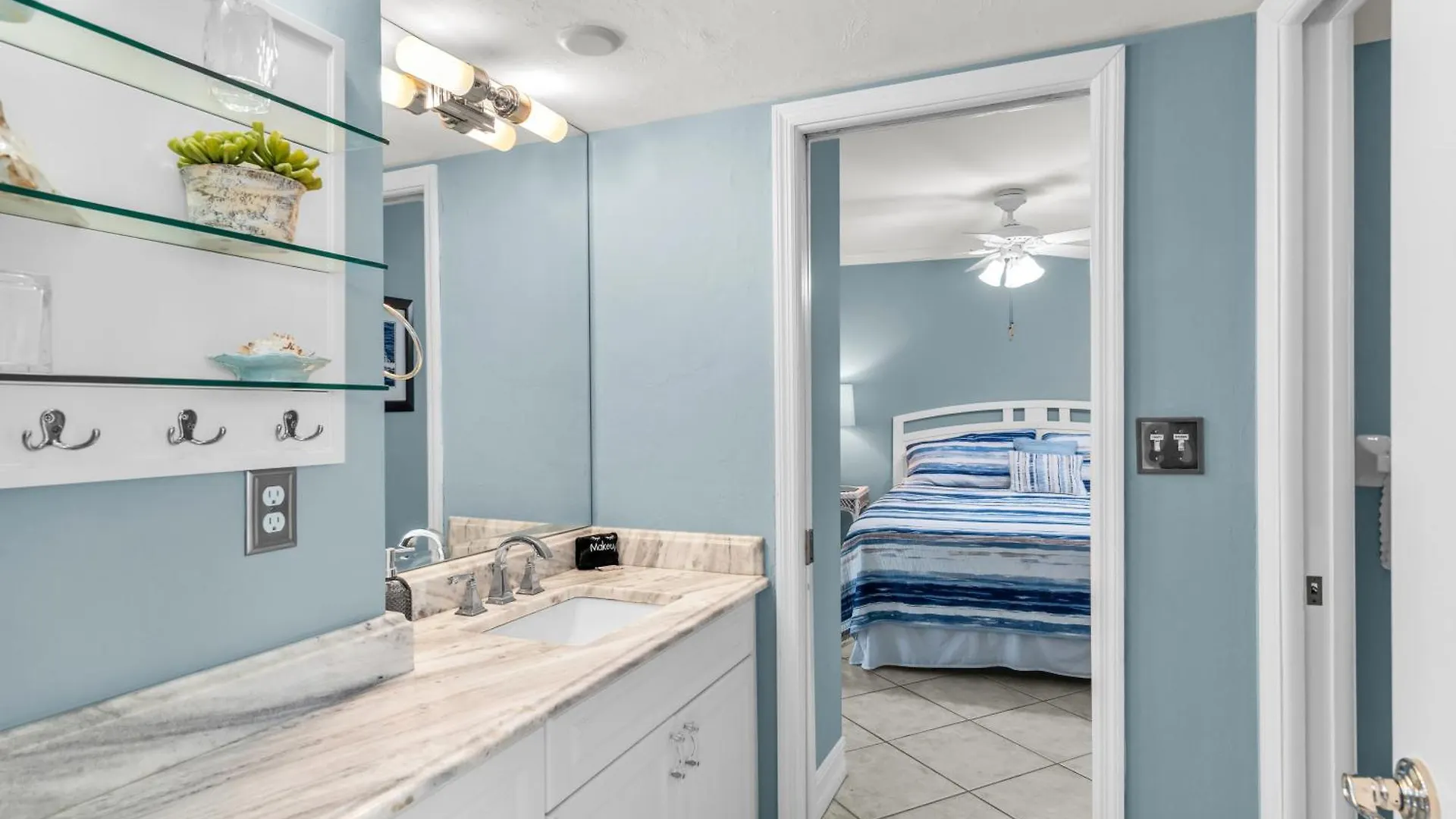 Perfect Waterfront Getaway On Marco River * Marco Island
