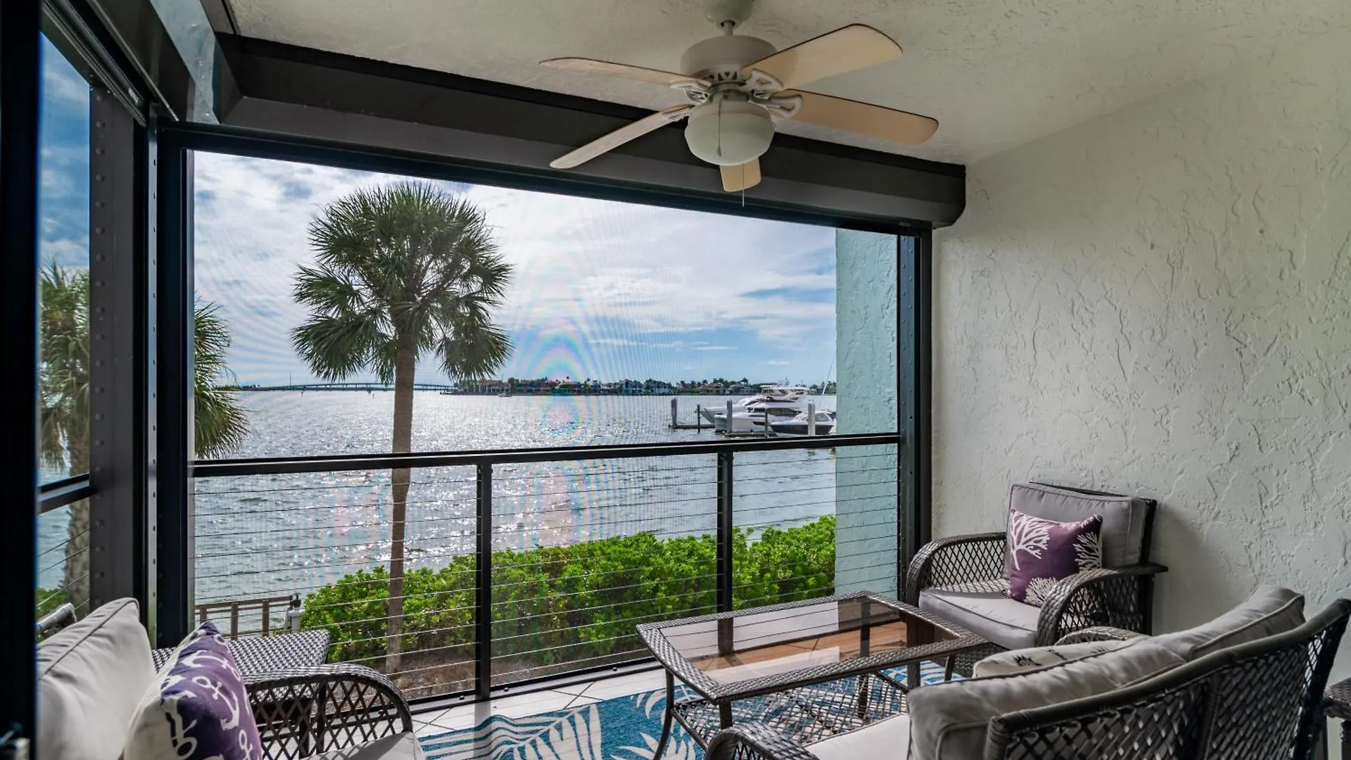 Perfect Waterfront Getaway On Marco River Holiday home Marco Island