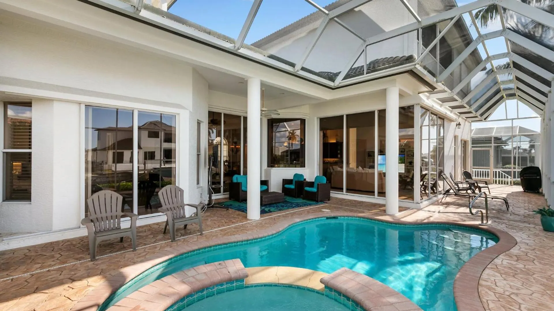 Unique 5 Bed Waterfront Woodbine Ct With Private Pool Holiday home *