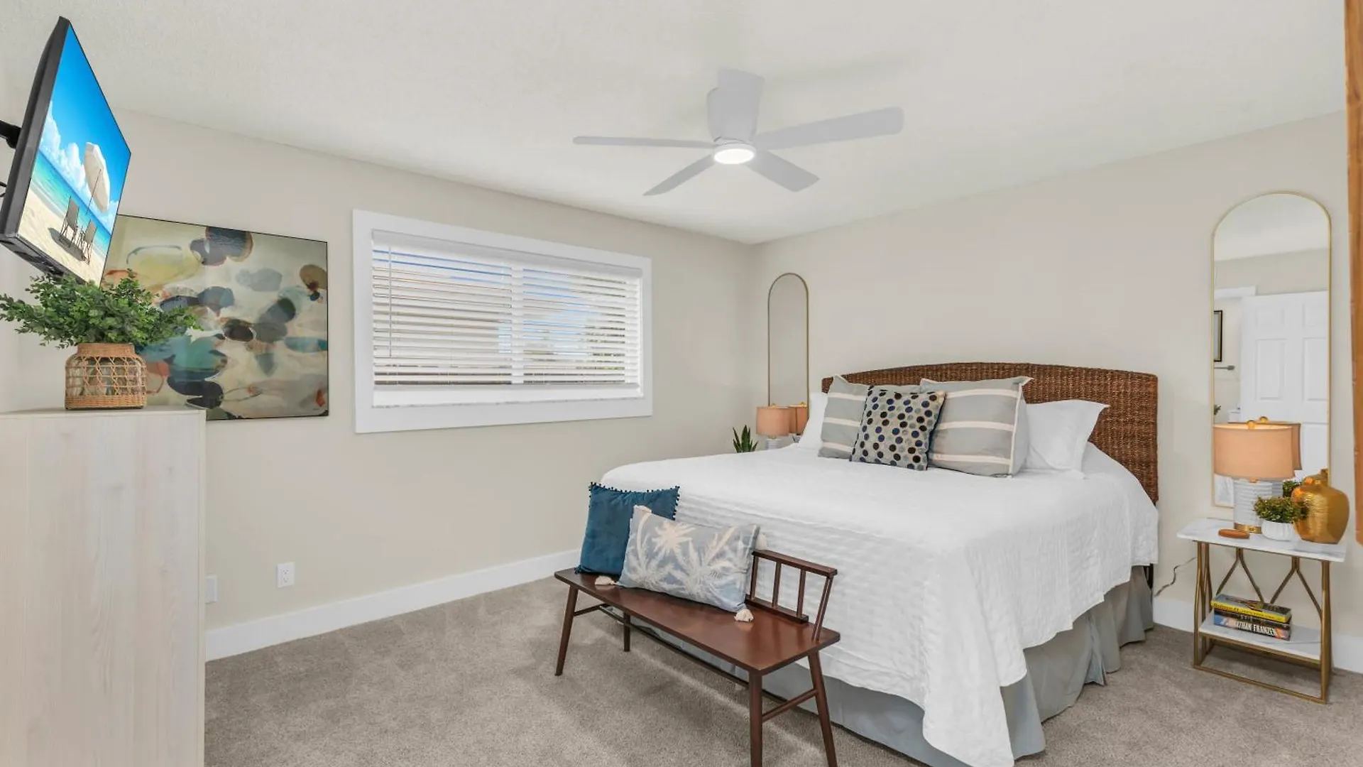 New Listing I Stunning 4 Bed I Heated Pool & Hot Tub Marco Island