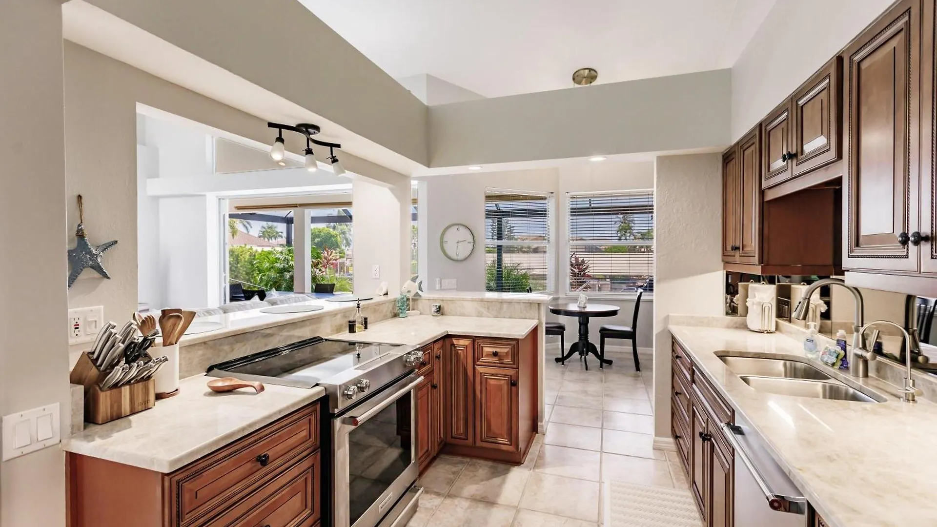 3br Scenic In Marco L Pool L Hot Tub Holiday home *