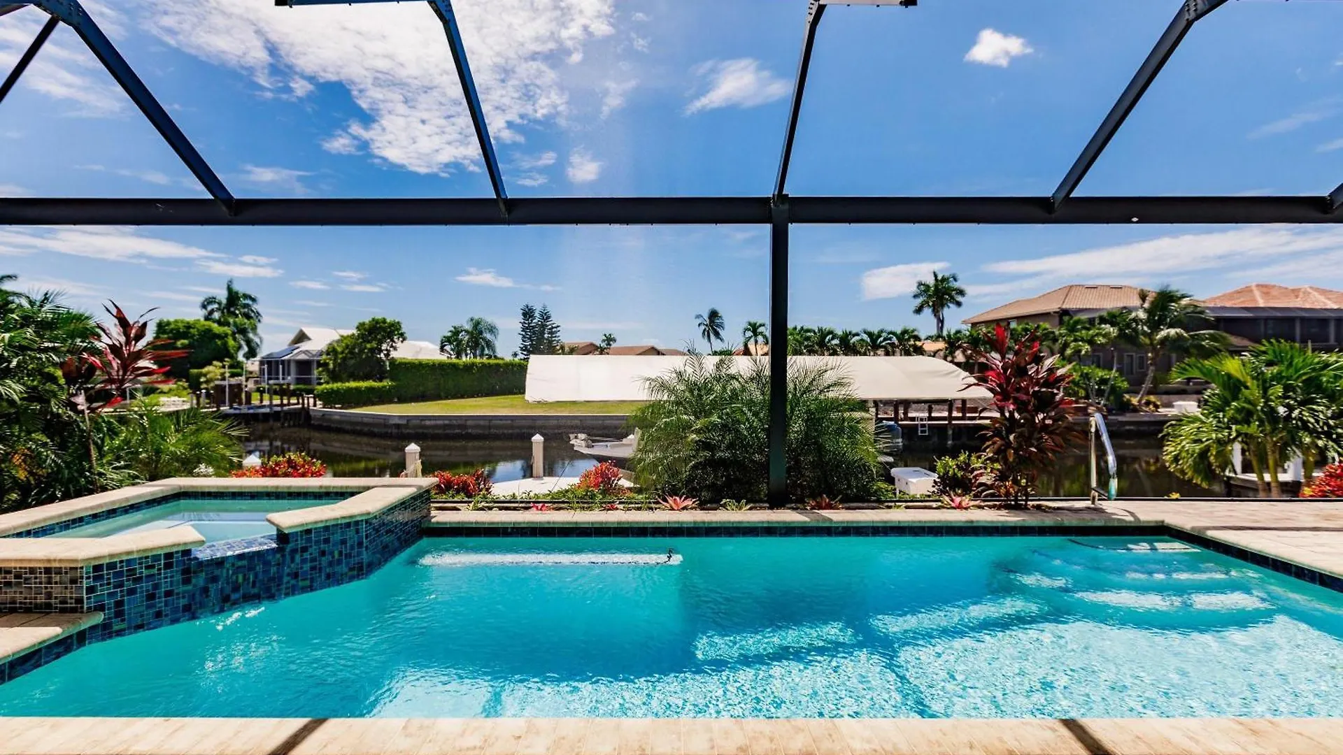 3br Scenic In Marco L Pool L Hot Tub *