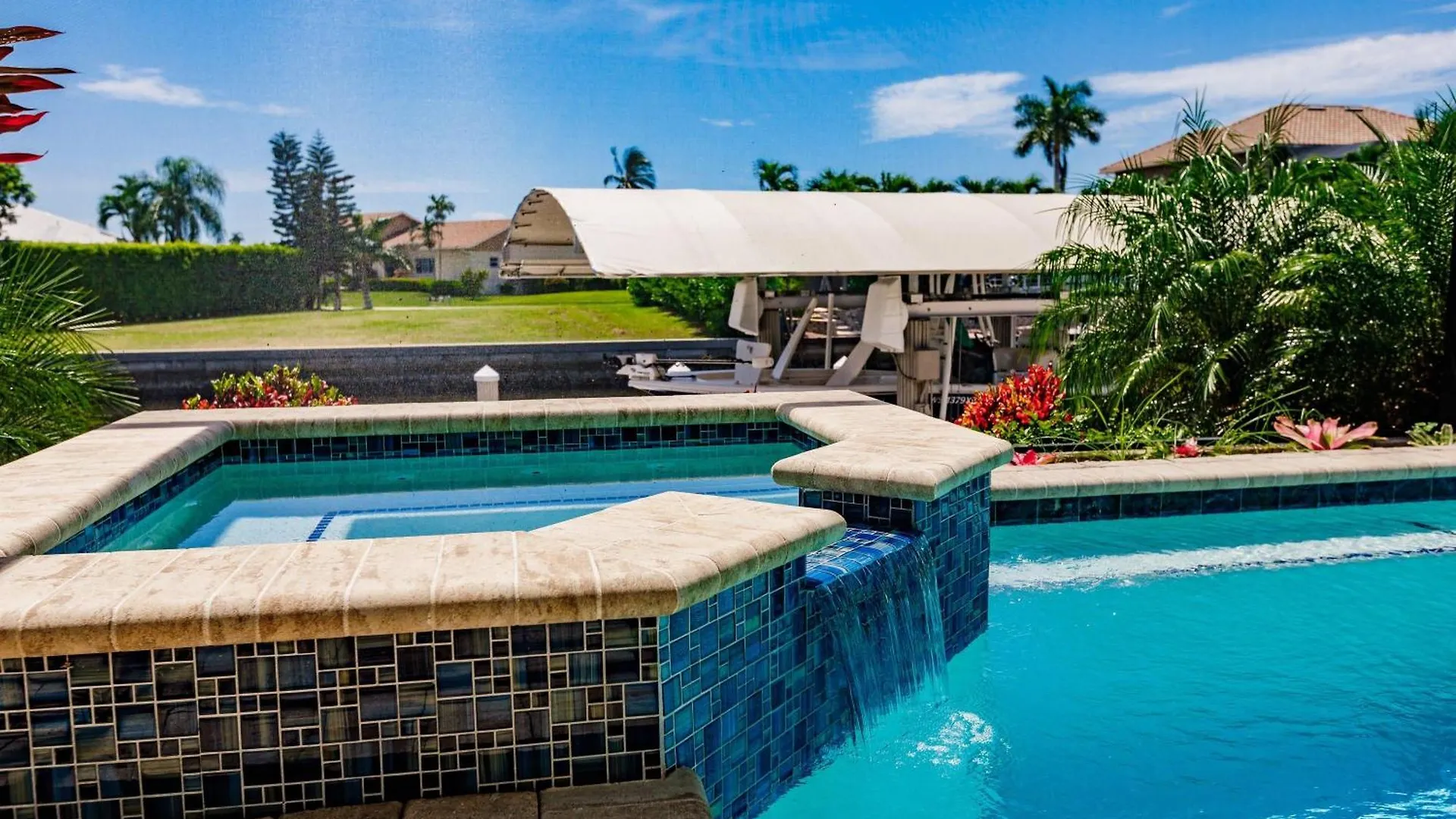 3br Scenic In Marco L Pool L Hot Tub * Marco Island