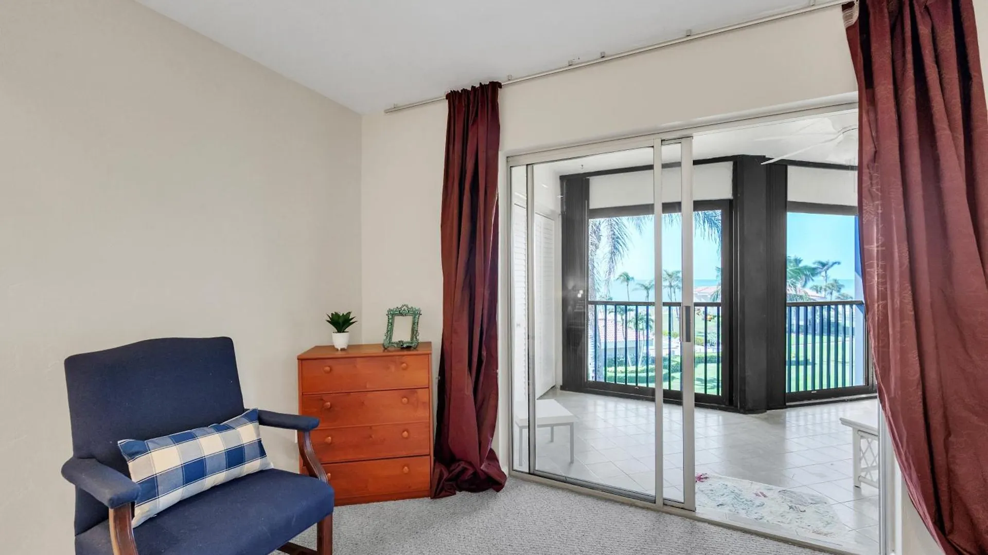 Gulf-view With Resort-style Amenities Apartment *