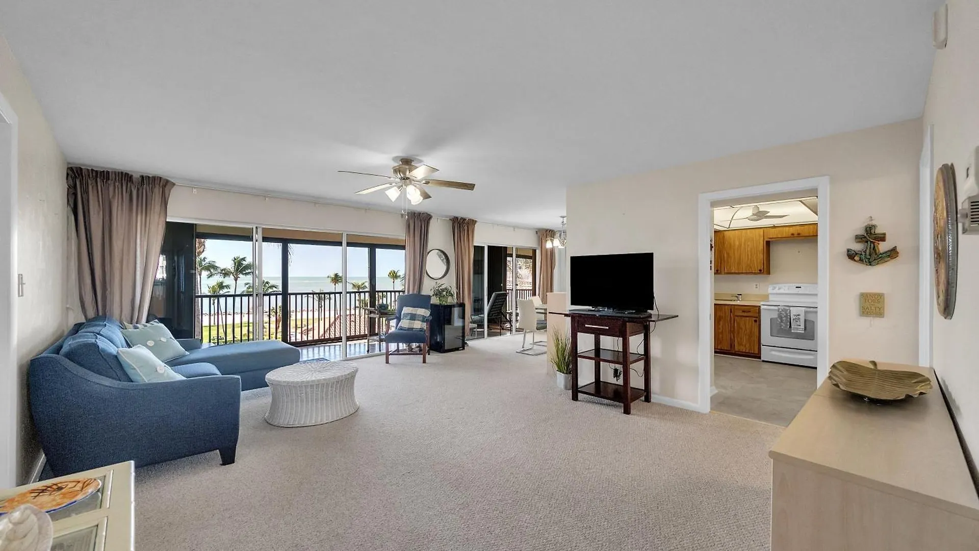 Gulf-view With Resort-style Amenities Apartment
