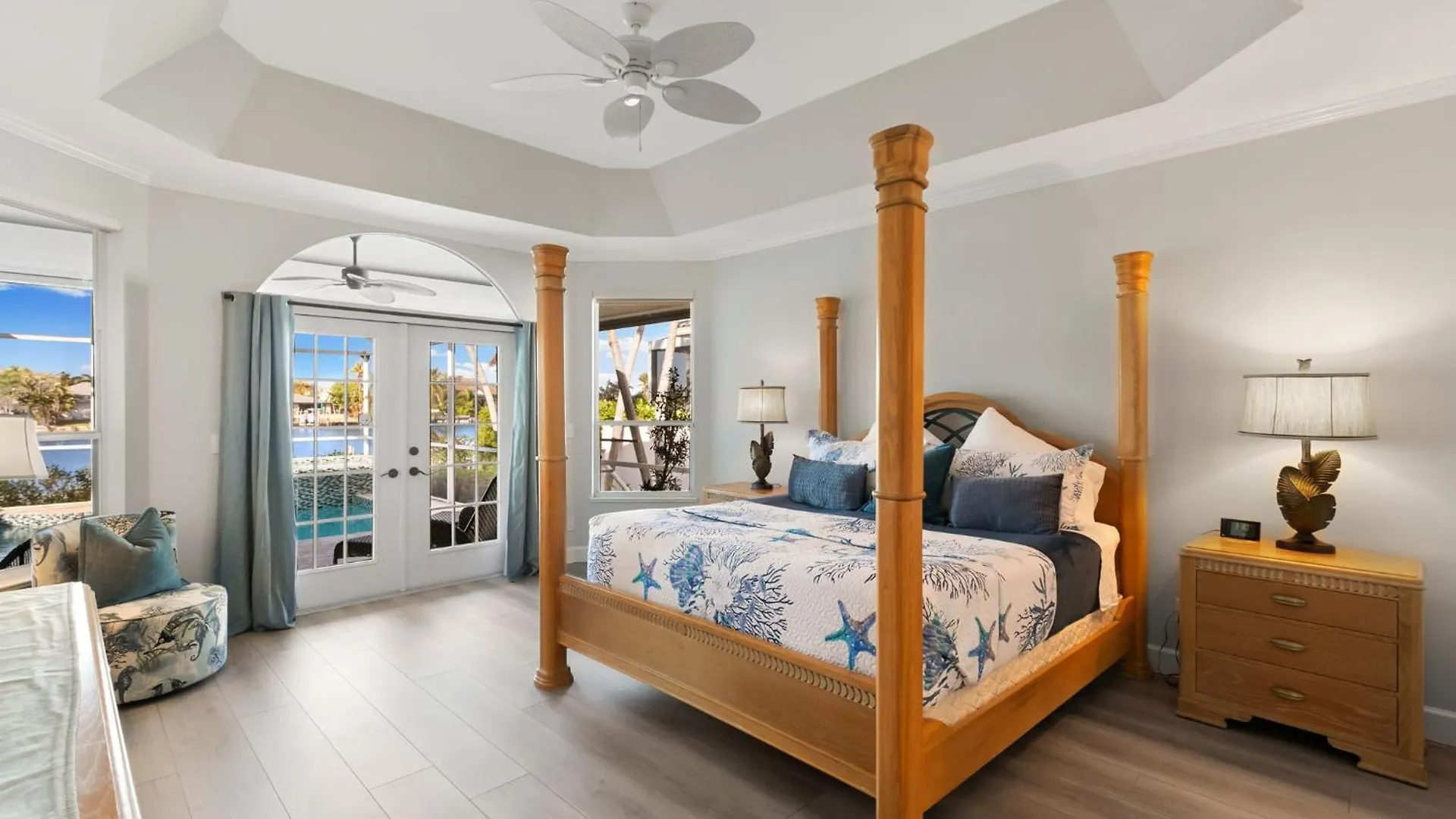 Holiday home New 2024 Renovation! Gorgeous Island Oasis With Sw Exposure On *