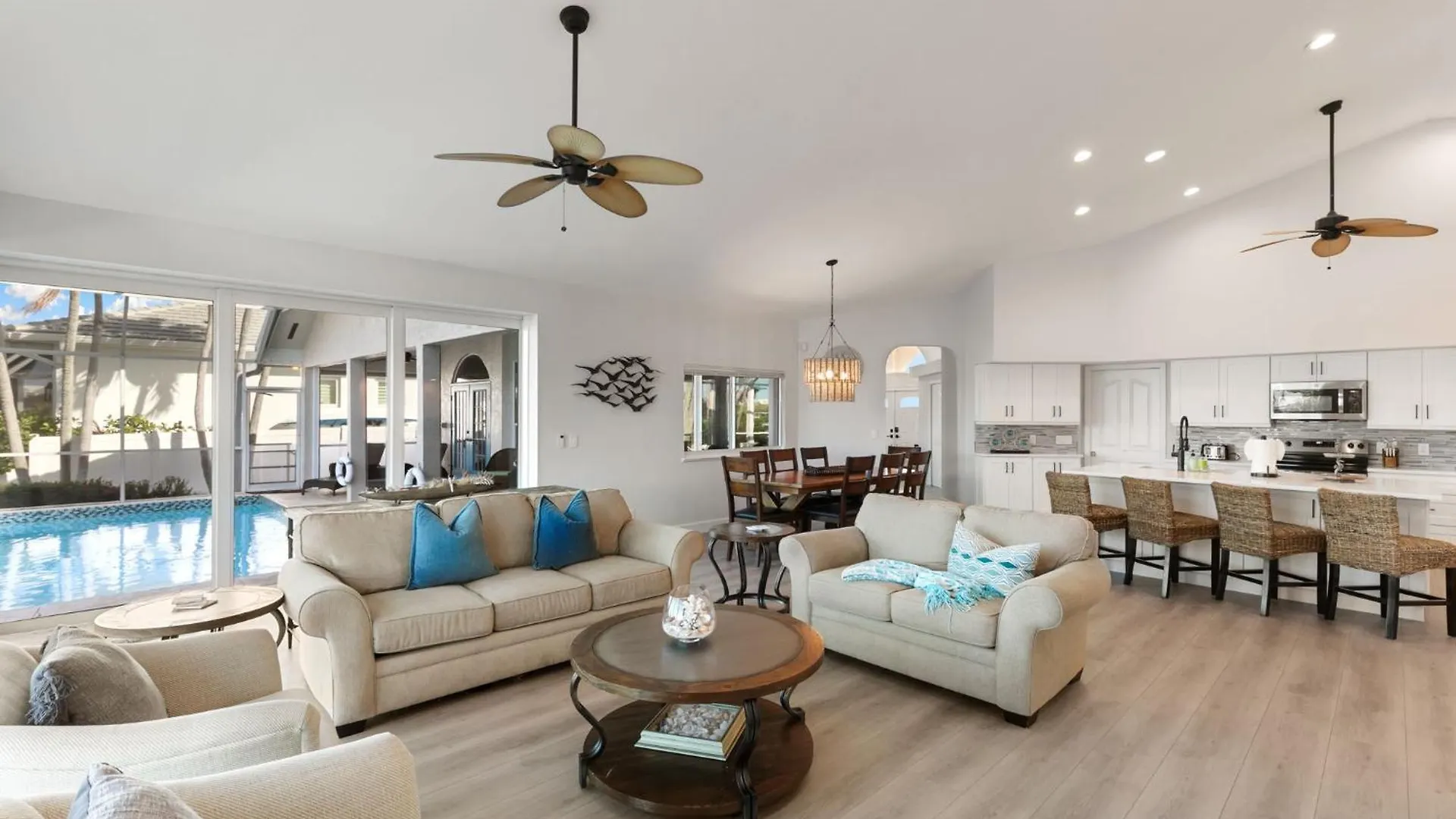 Holiday home New 2024 Renovation! Gorgeous Island Oasis With Sw Exposure On *