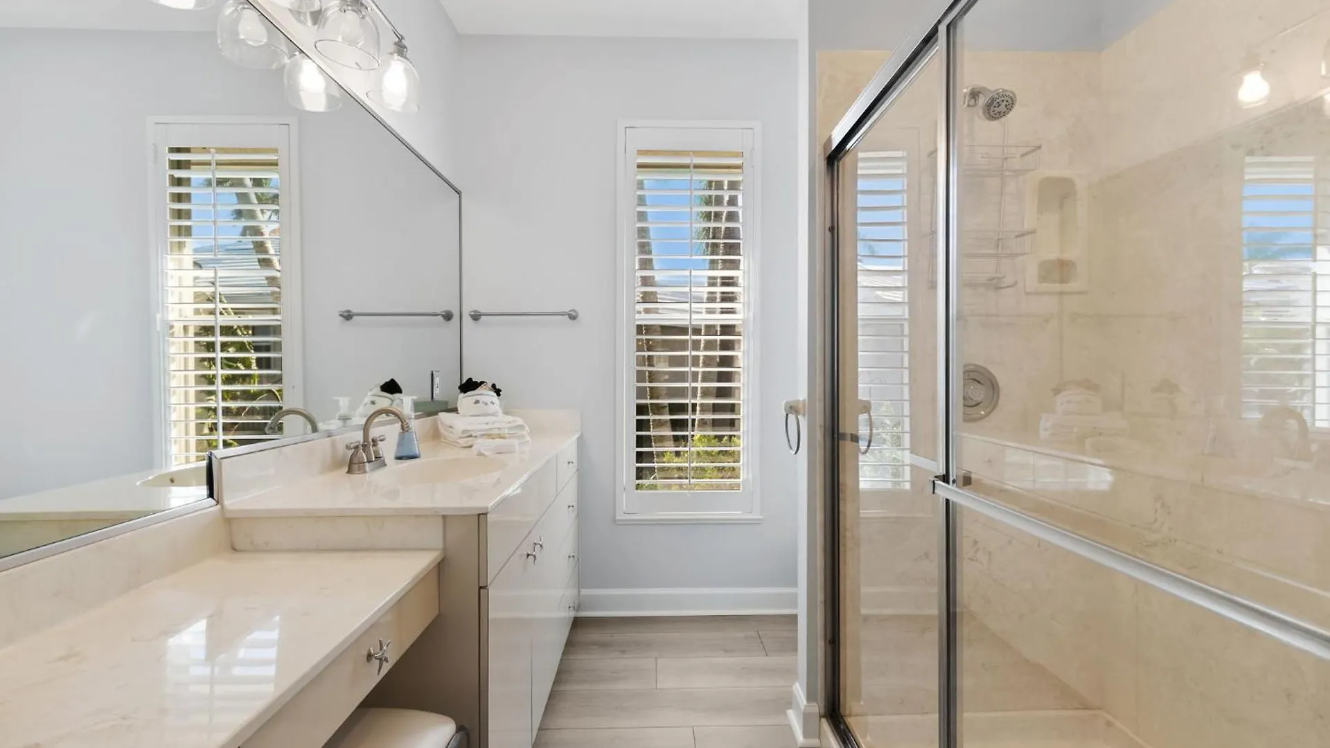 New 2024 Renovation! Gorgeous Island Oasis With Sw Exposure On * Marco Island