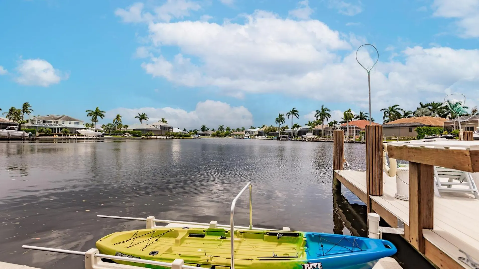 Casa Vista - Waterfront, Kayaks, Fishing, Bikes * Marco Island