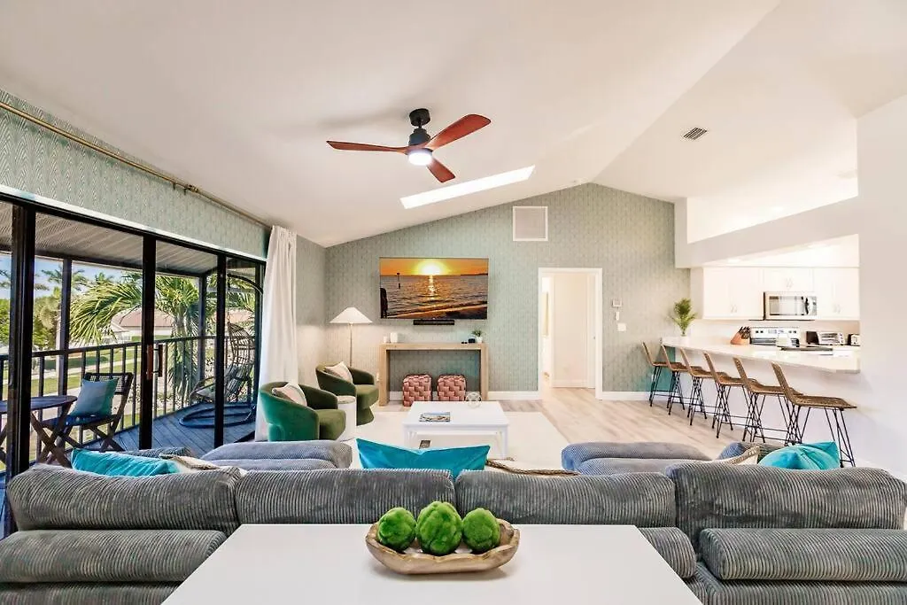 Villa Casa Marco - Heated Pool, Game Room, Mini Golf