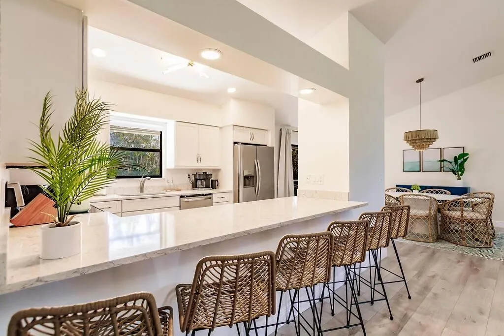 Casa Marco - Heated Pool, Game Room, Mini Golf Villa *
