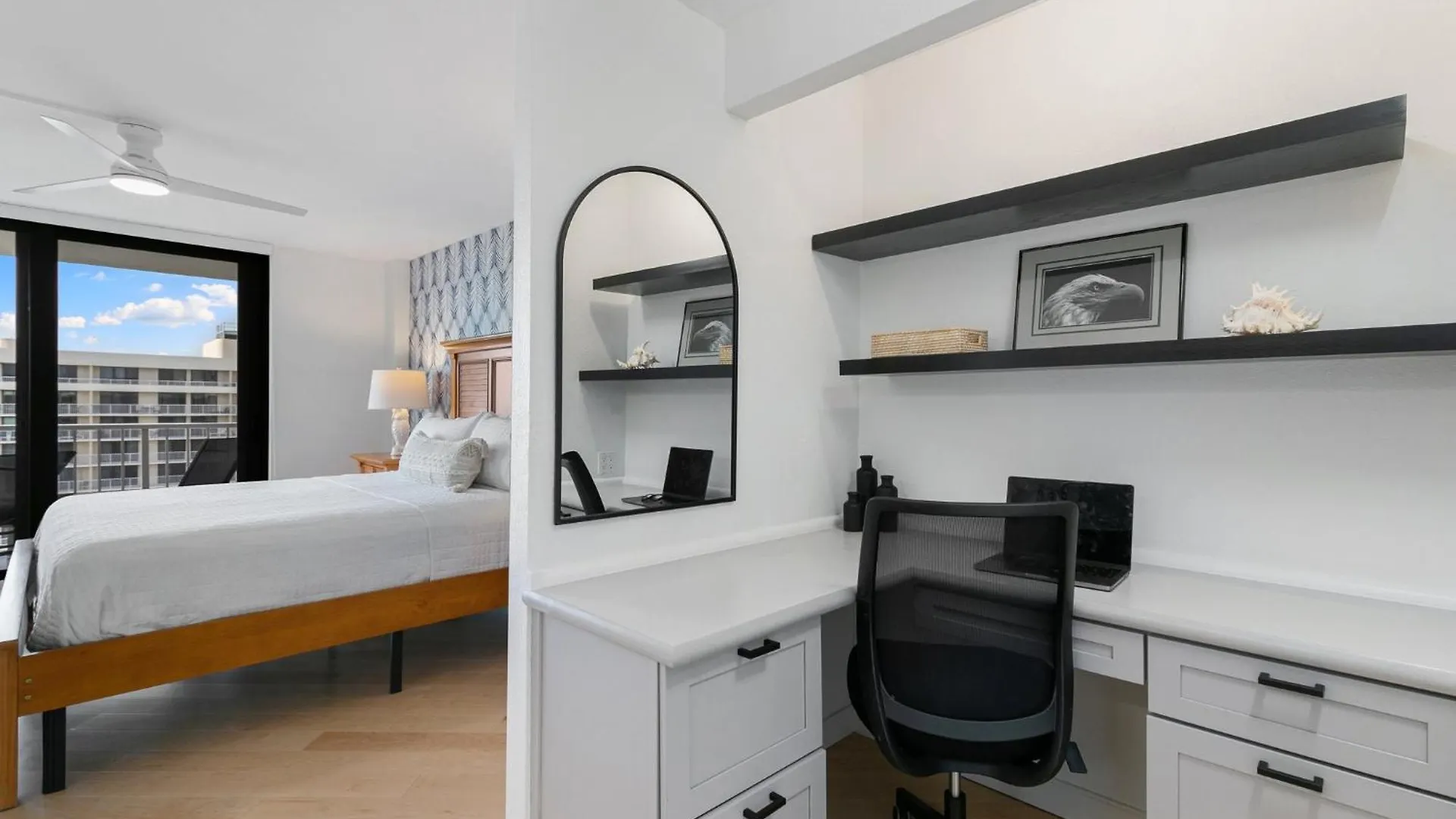 La Bella On Marco - 1812 South Seas Tower 3 Apartment *